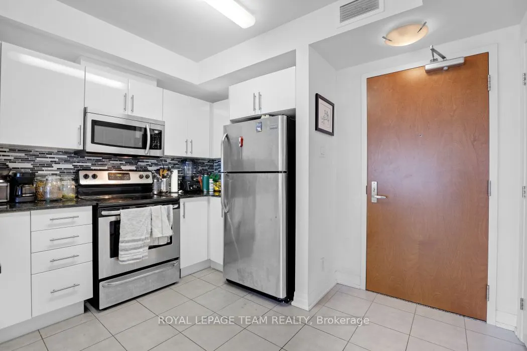 242 Rideau Street, #1303