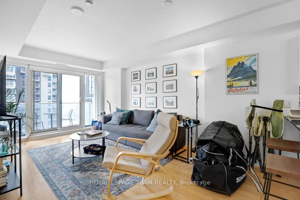 242 Rideau Street, #1303
