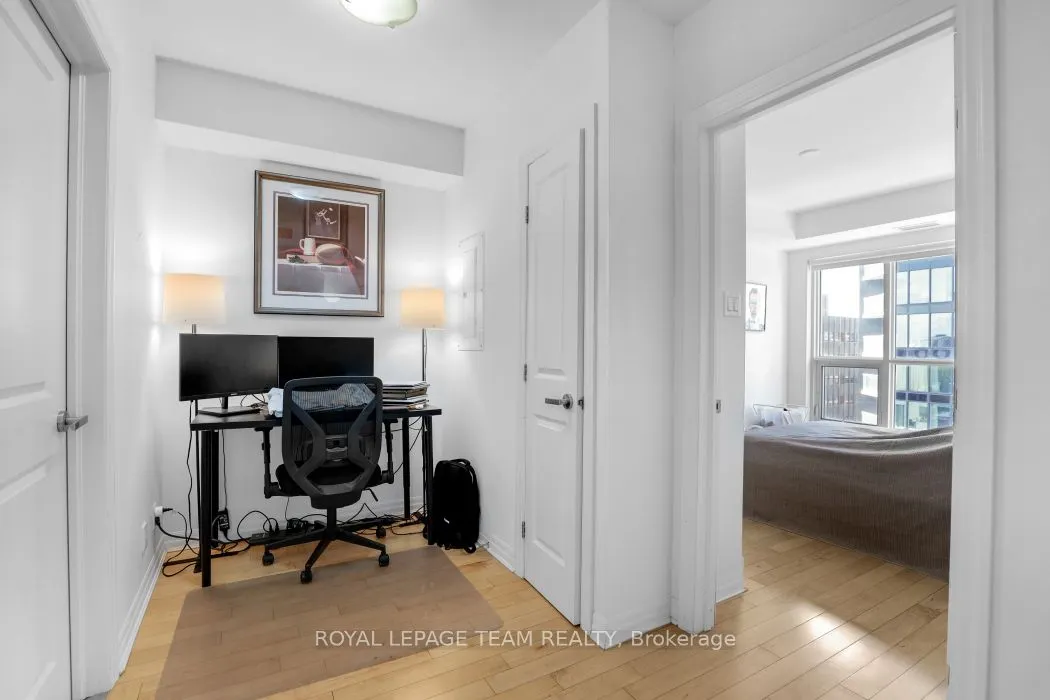242 Rideau Street, #1303