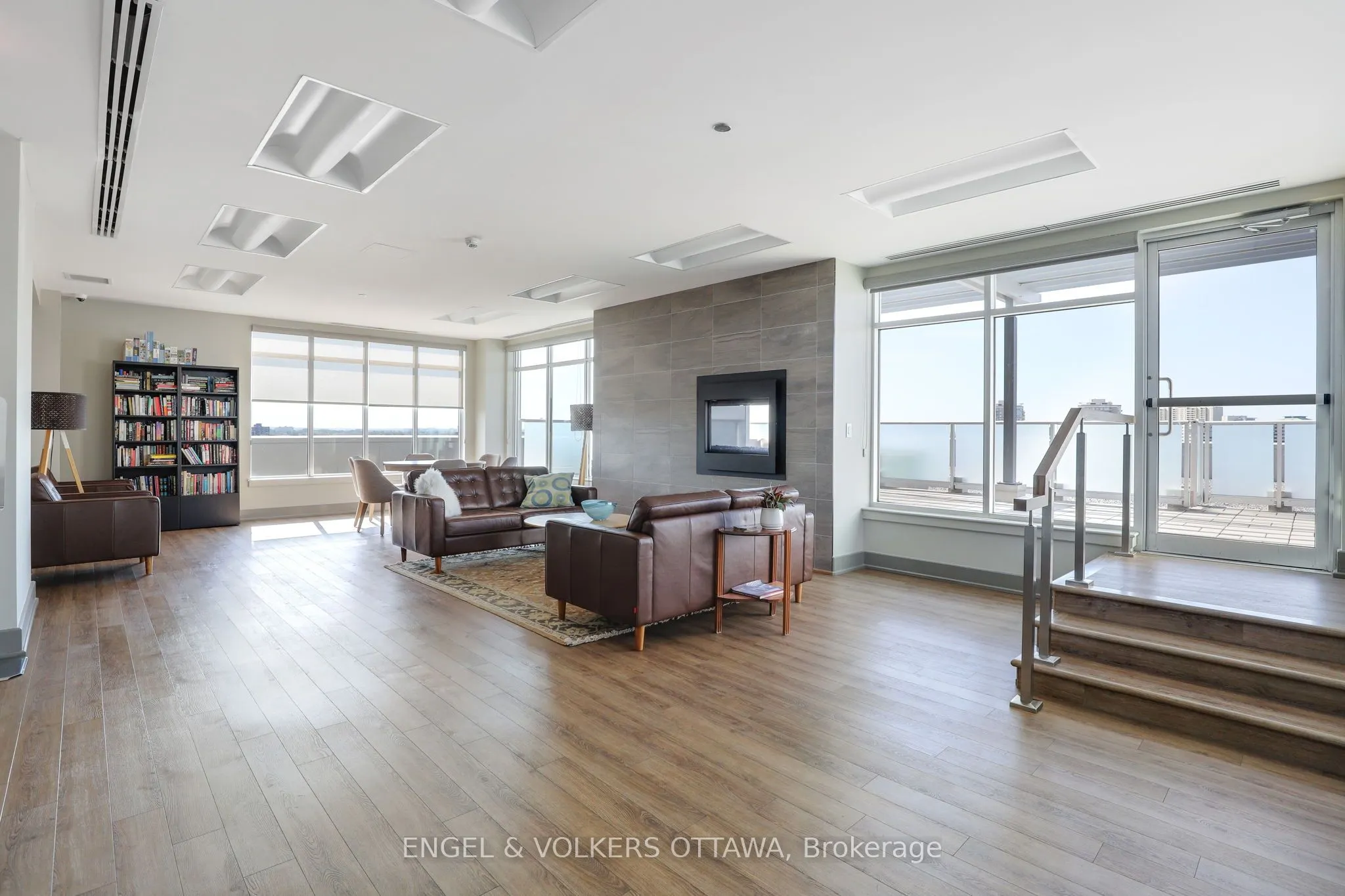 7 Marquette Avenue, #813