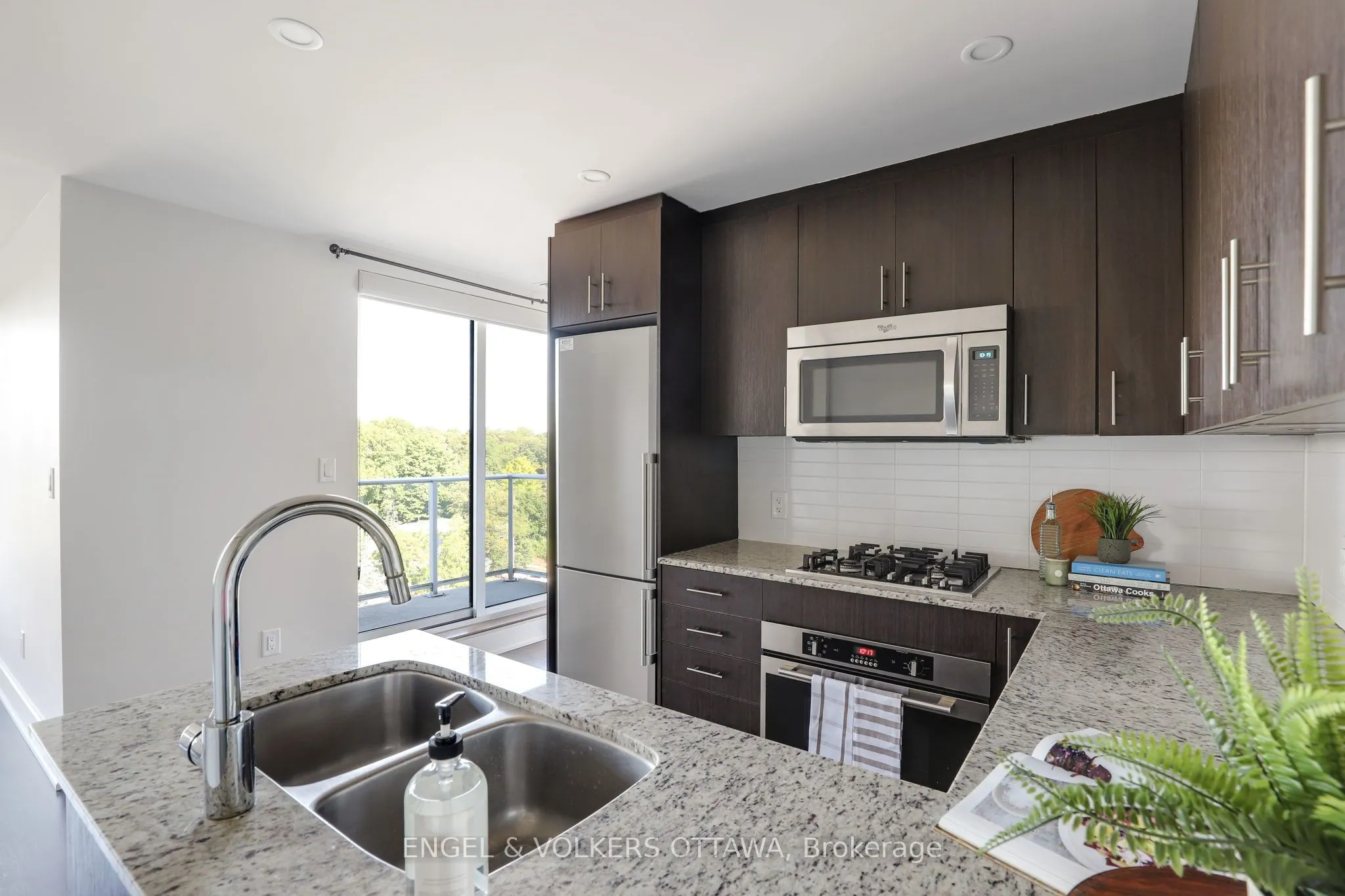 7 Marquette Avenue, #813