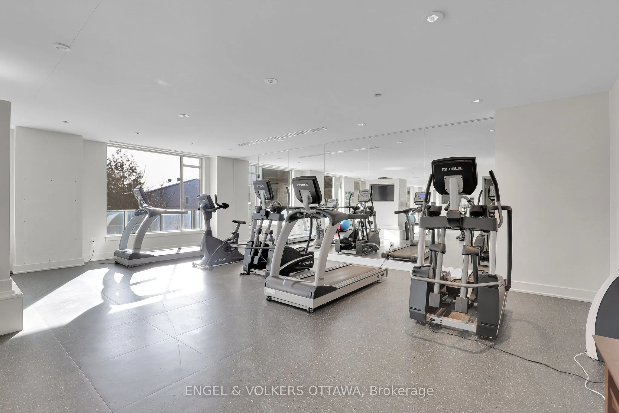 7 Marquette Avenue, #813