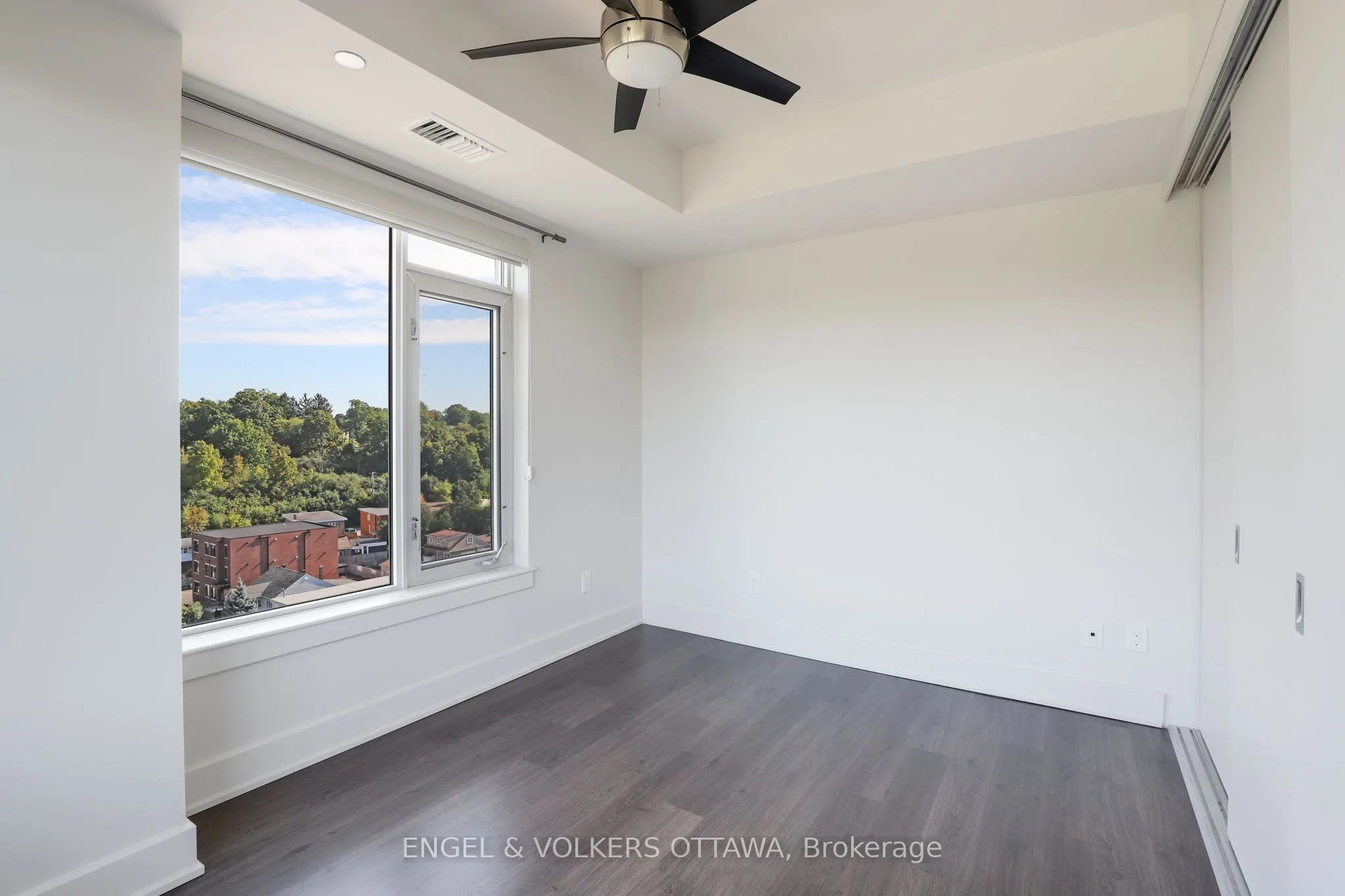7 Marquette Avenue, #813