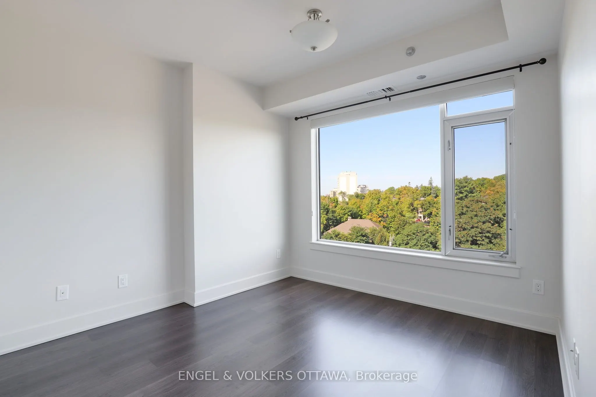 7 Marquette Avenue, #813