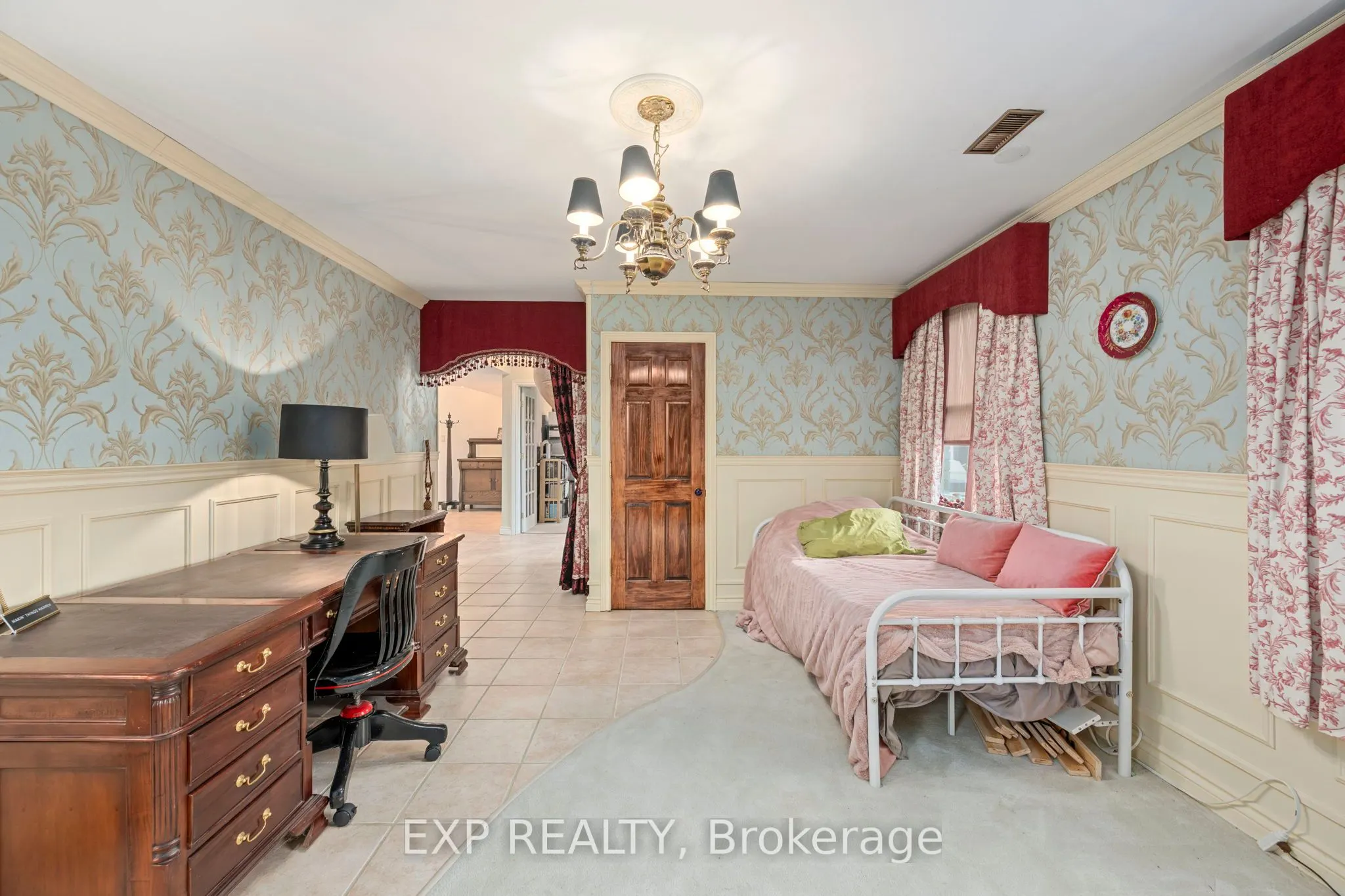 8101 Decker Drive