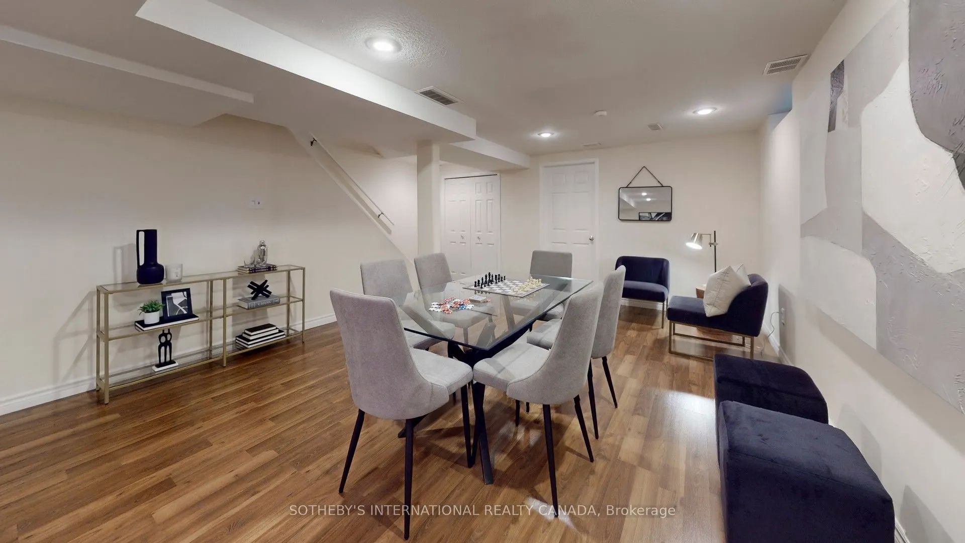 218 Dorchester Place
