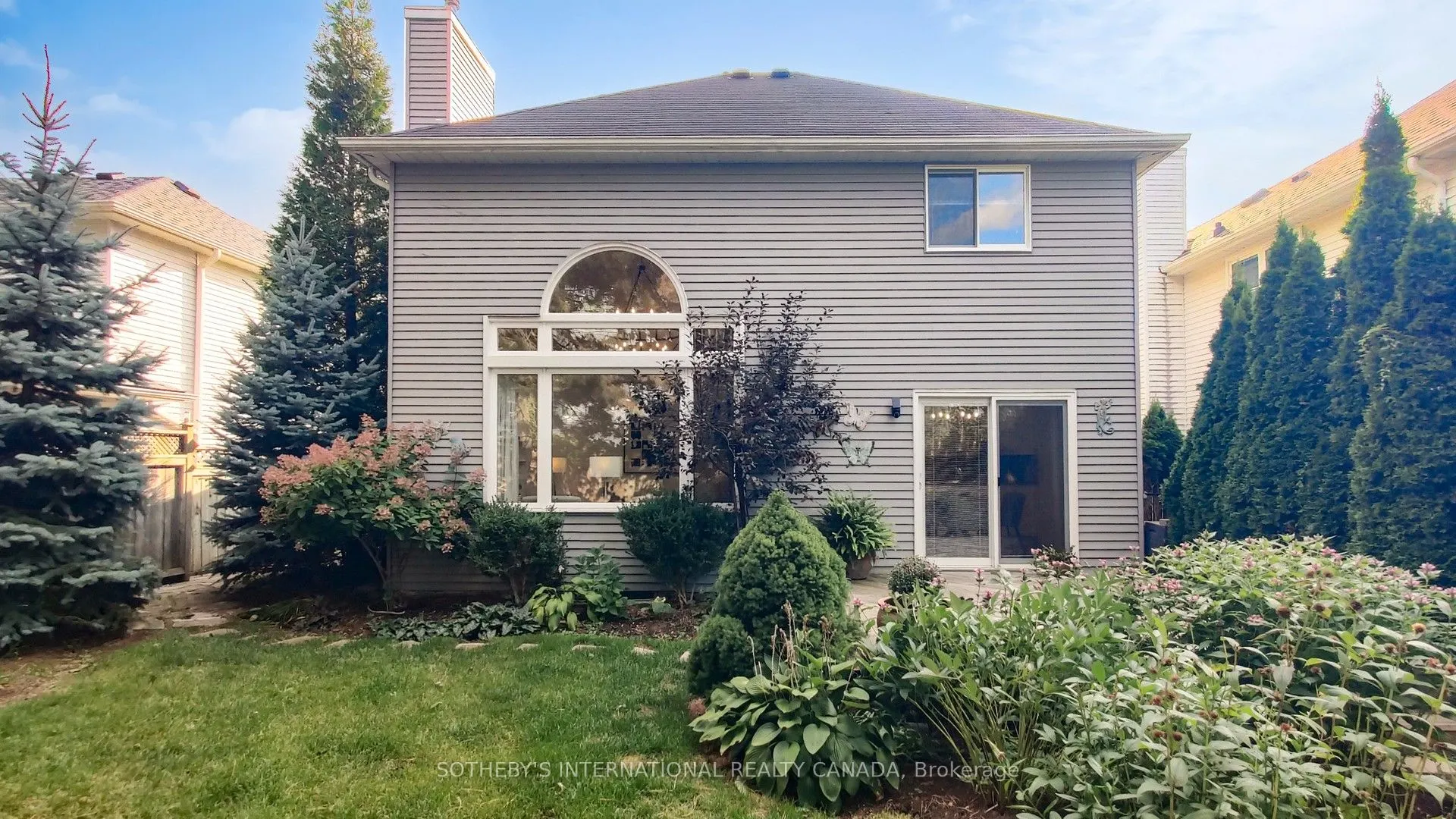 218 Dorchester Place