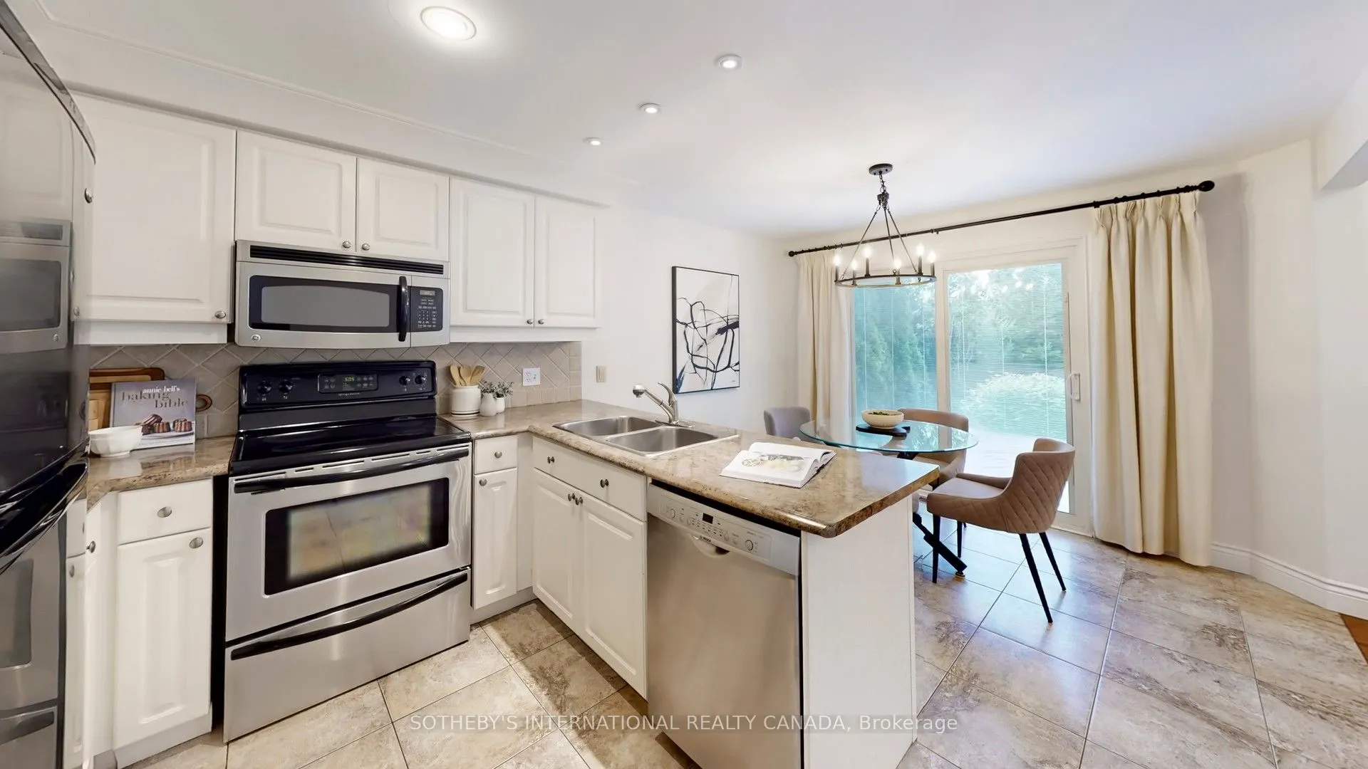 218 Dorchester Place