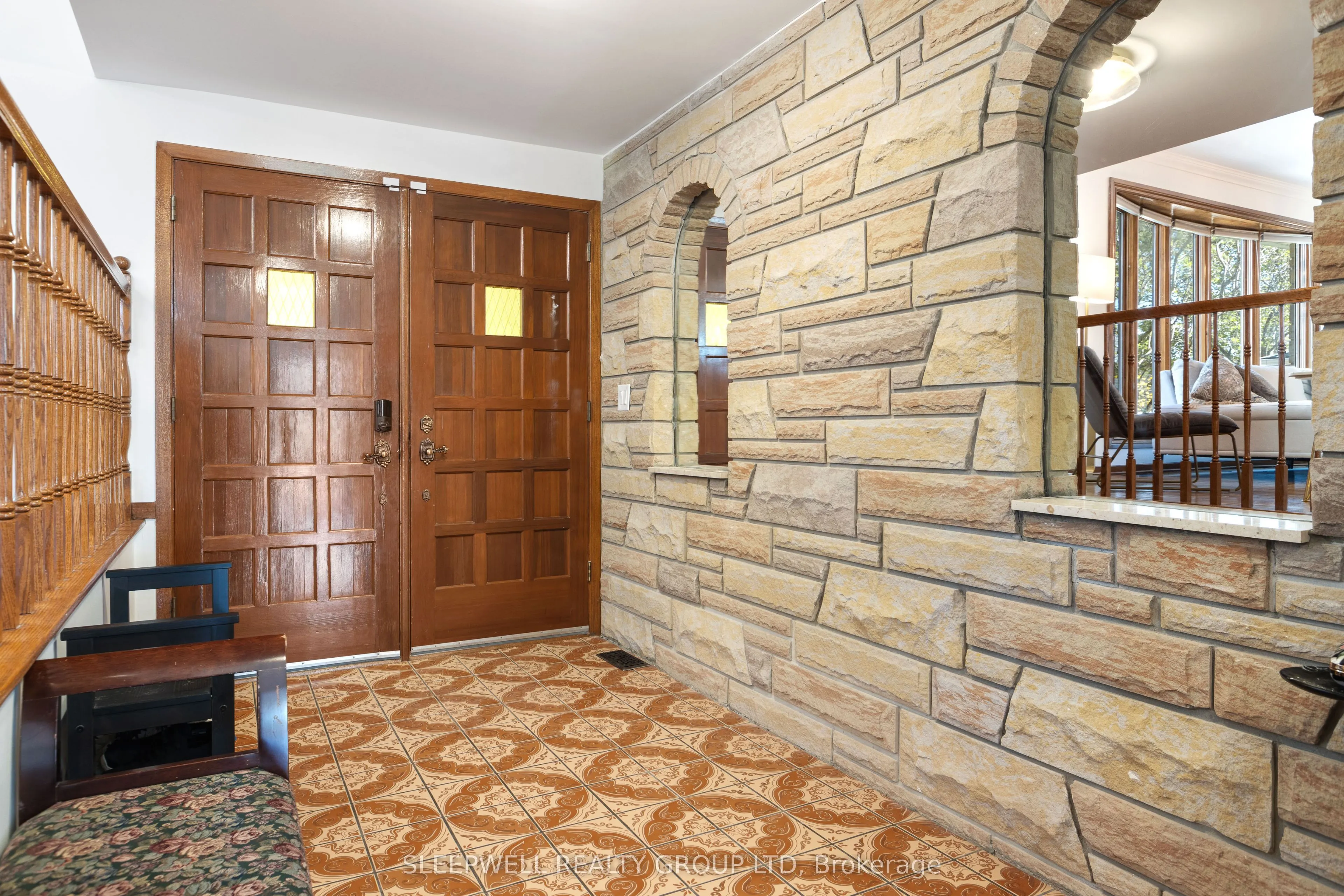 1545 Prince Of Wales Drive