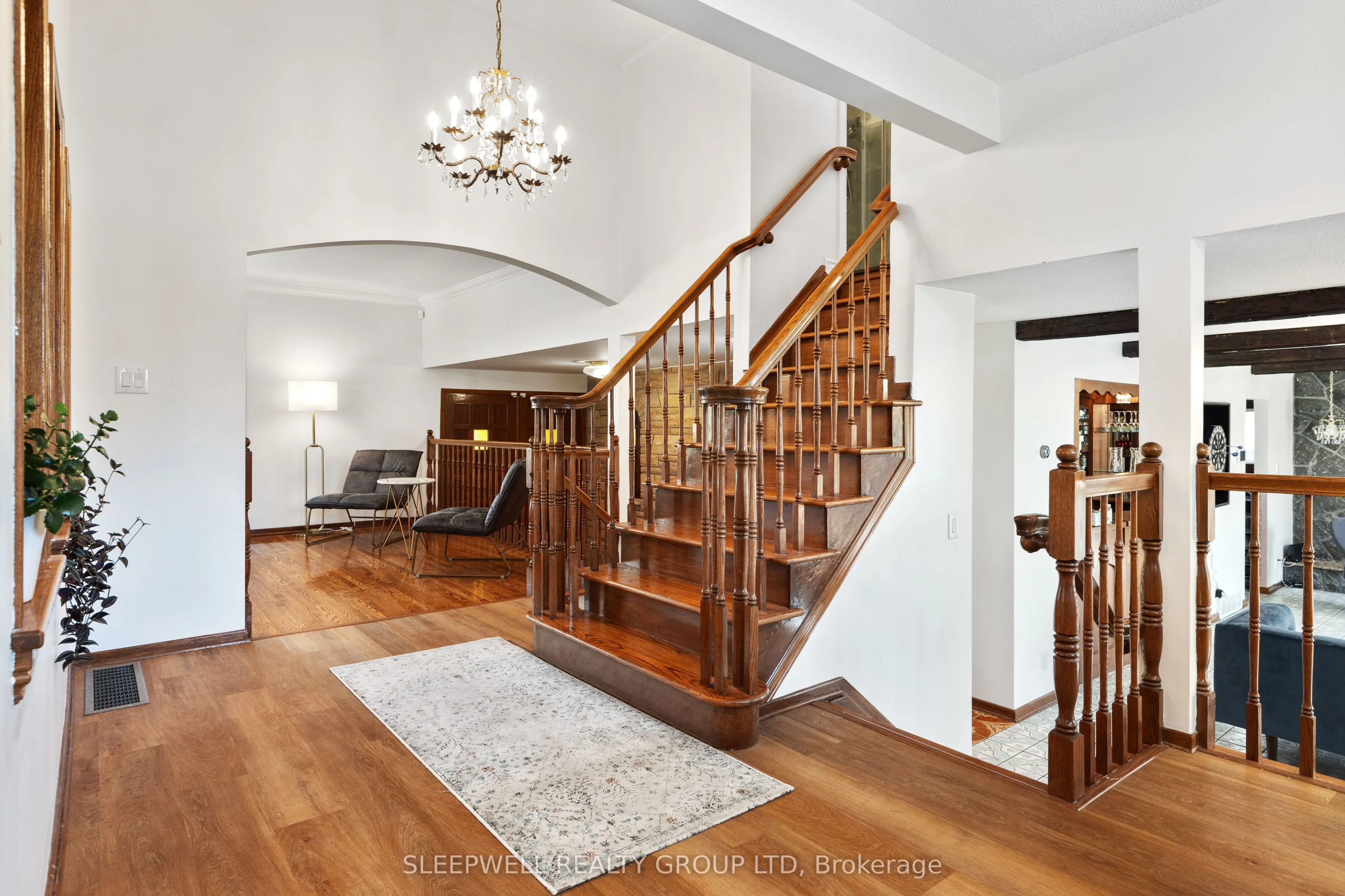1545 Prince Of Wales Drive