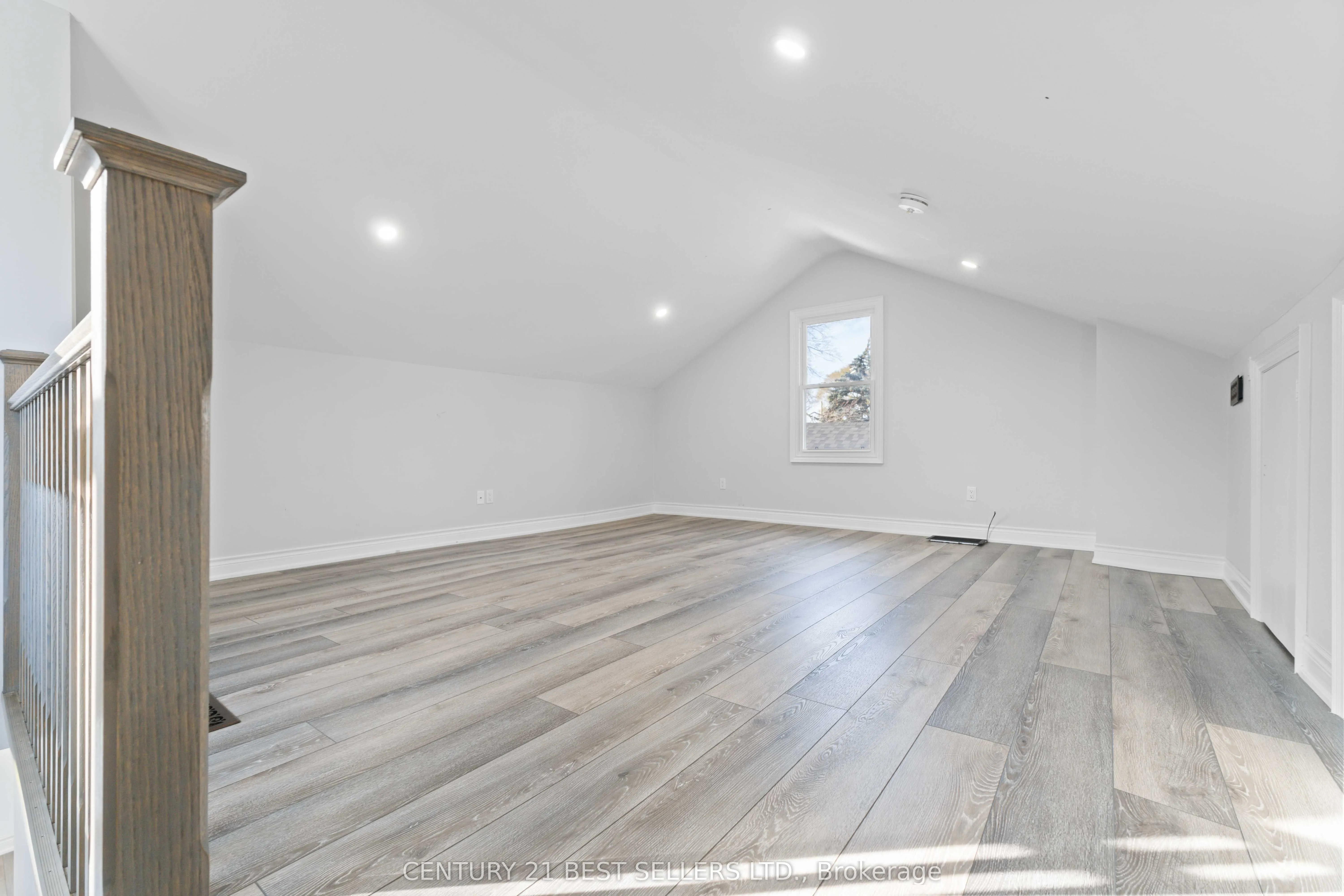 599 Beach Boulevard