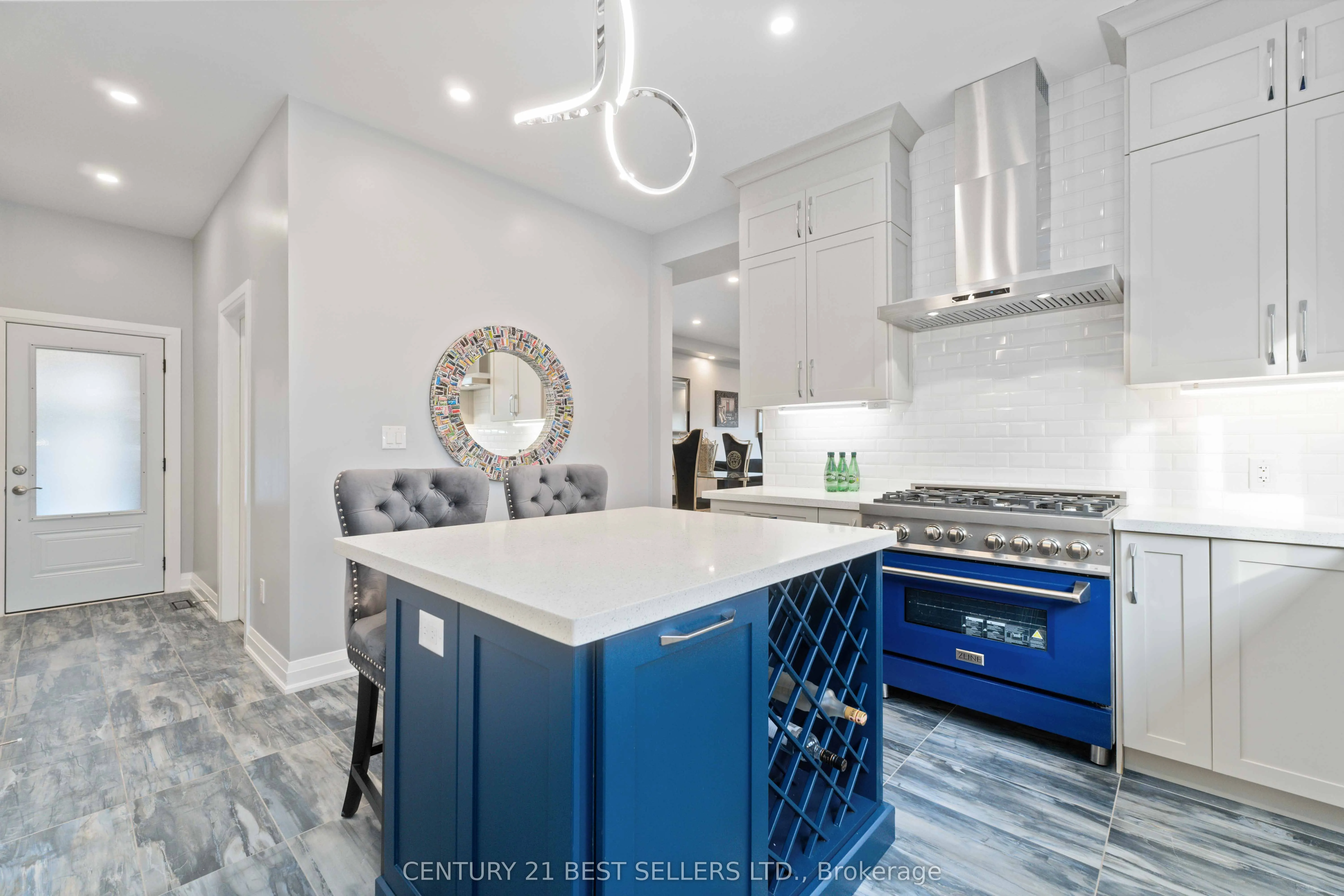 599 Beach Boulevard