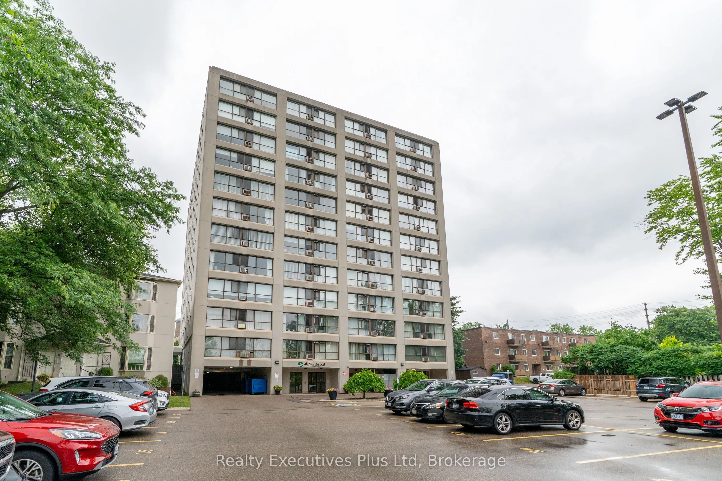 358 Waterloo Avenue, #902