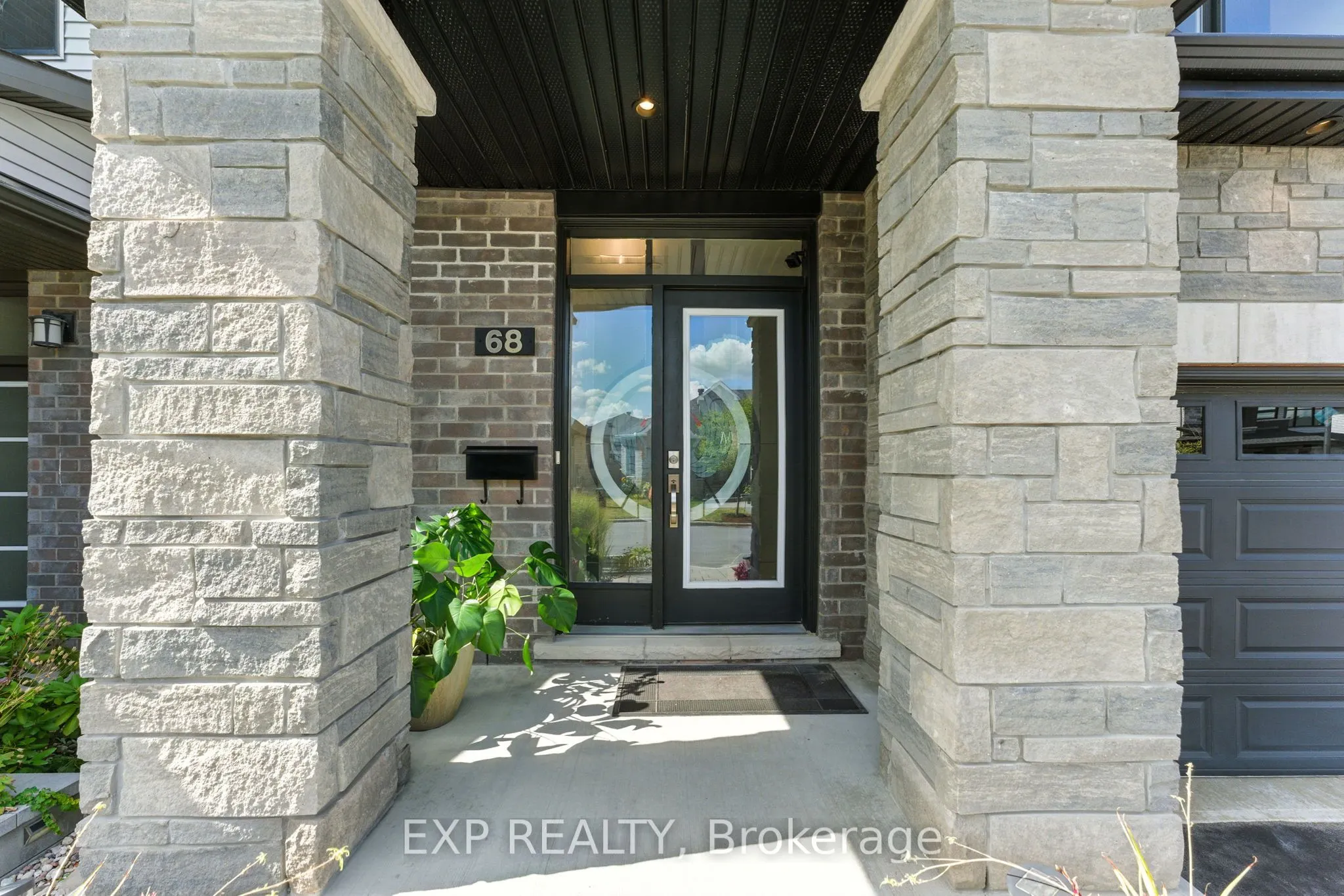 68 Palfrey Way