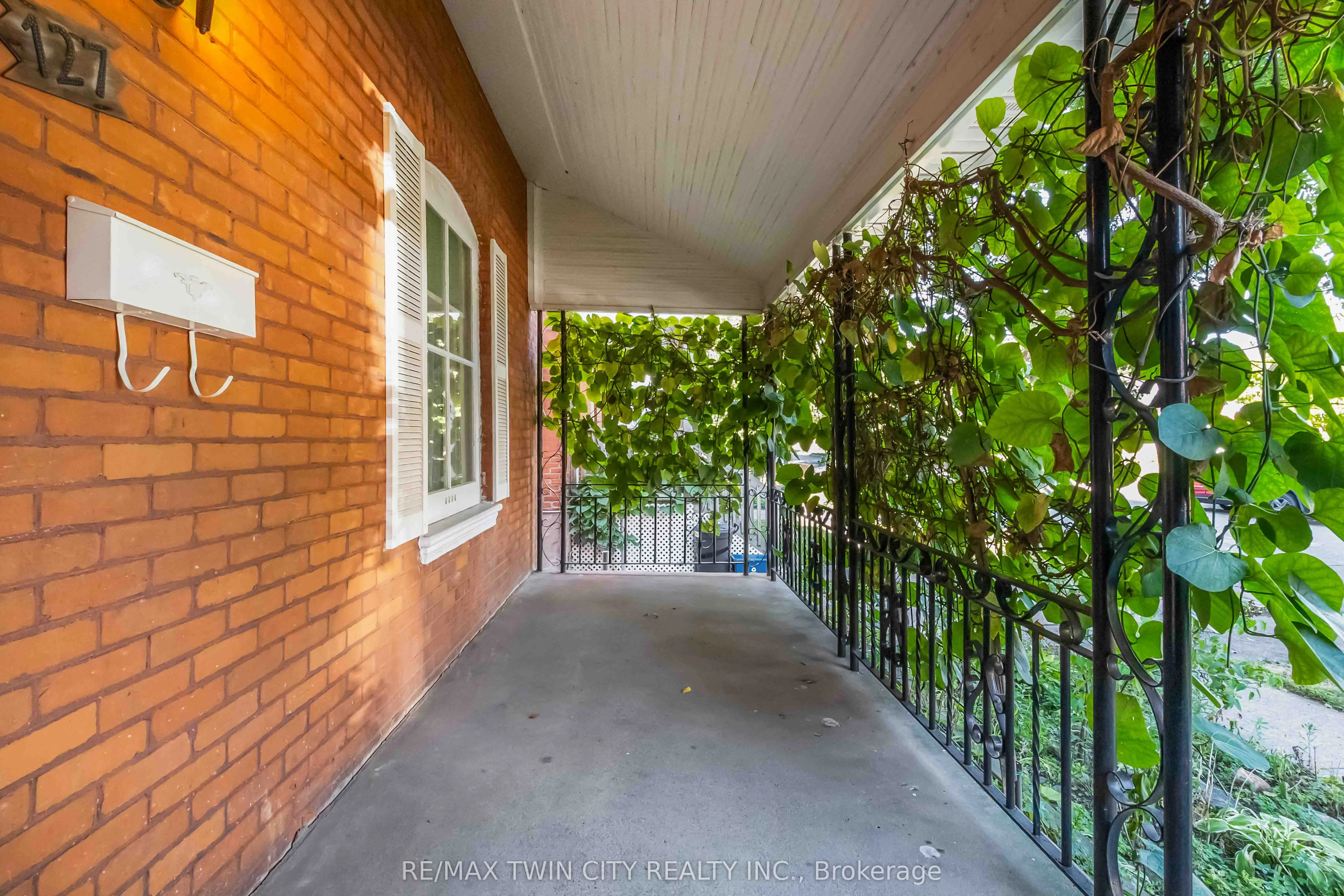 127 Marlborough Street