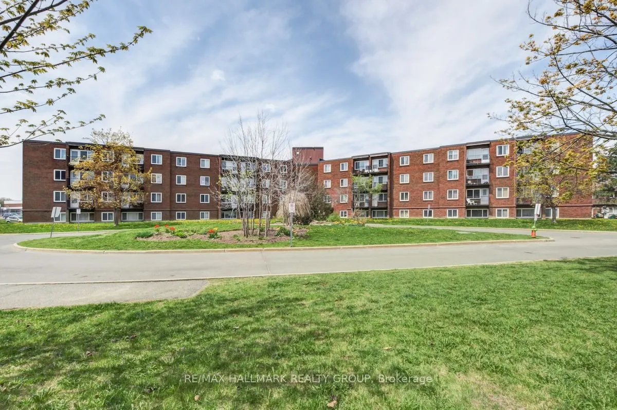 2041 Arrowsmith Drive, #401C