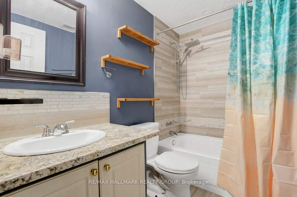 2041 Arrowsmith Drive, #401C