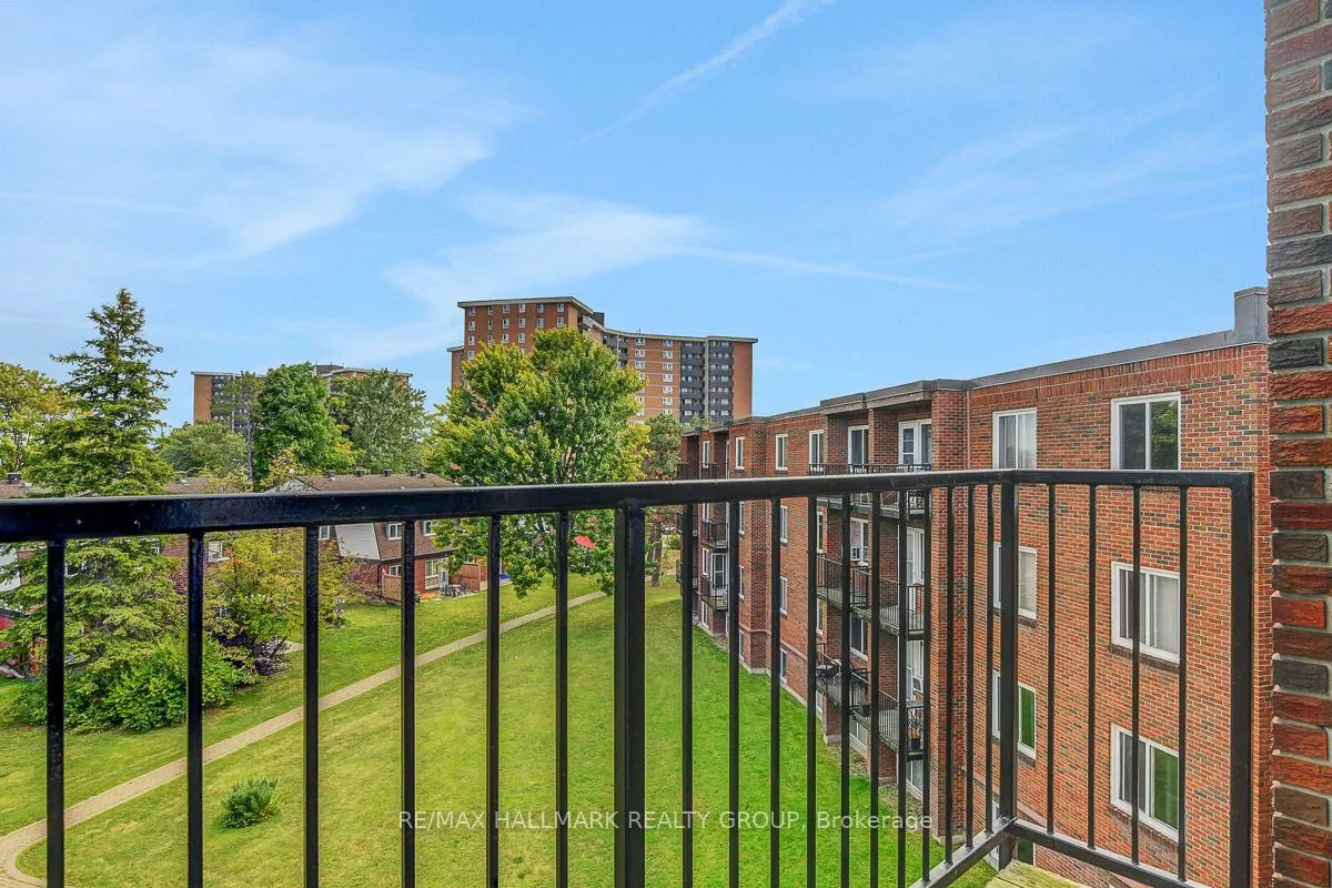 2041 Arrowsmith Drive, #401C