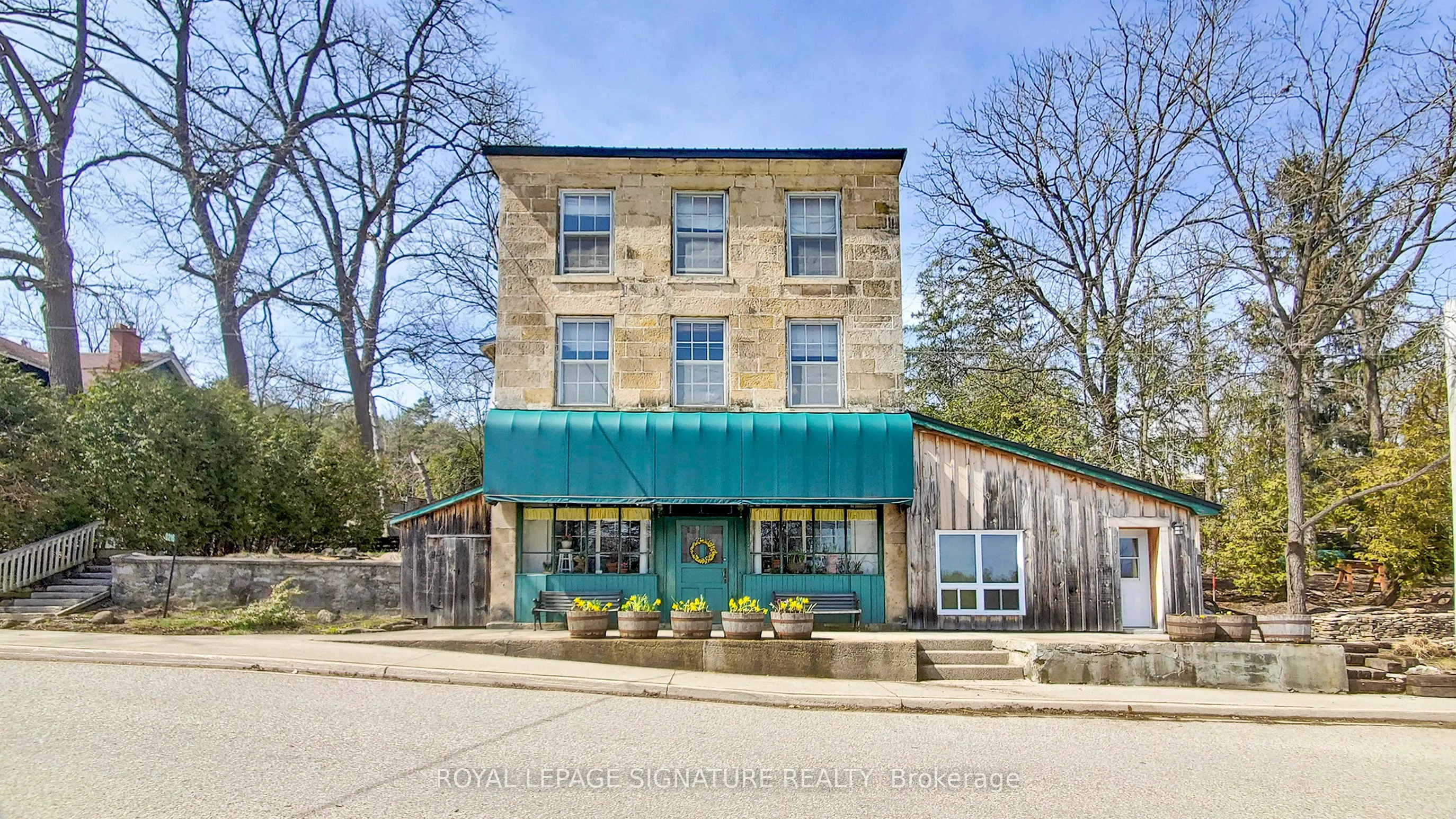 216 Barden Street