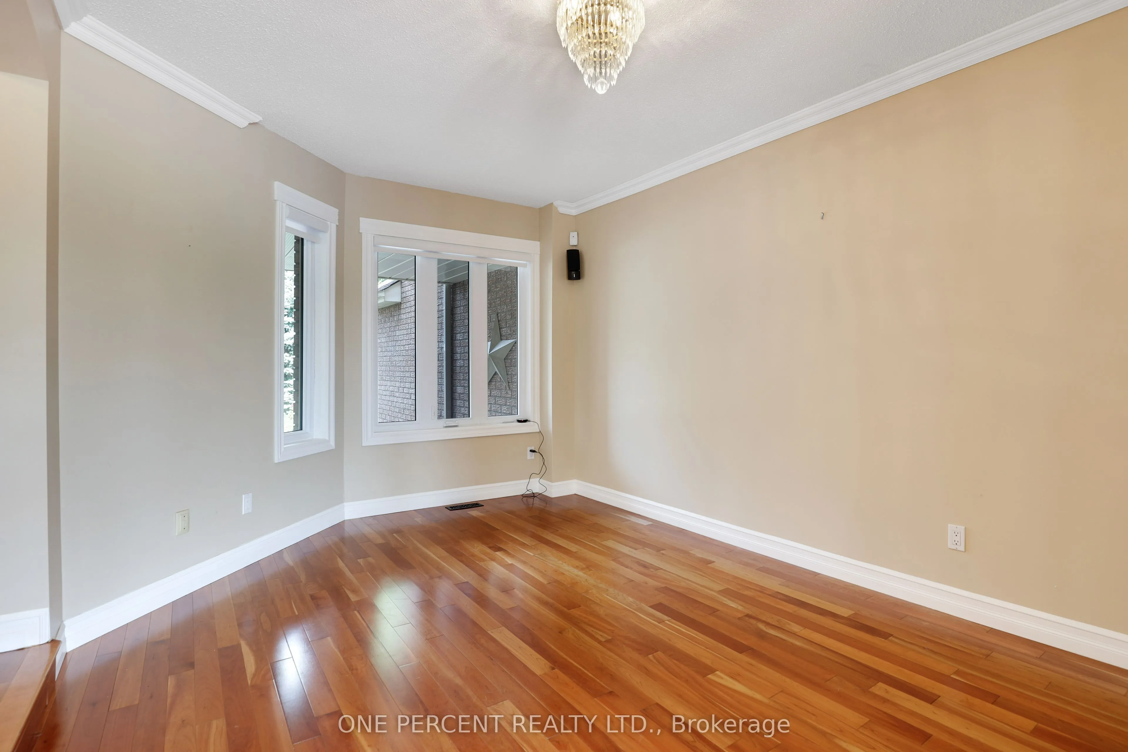 29 Windeyer Crescent