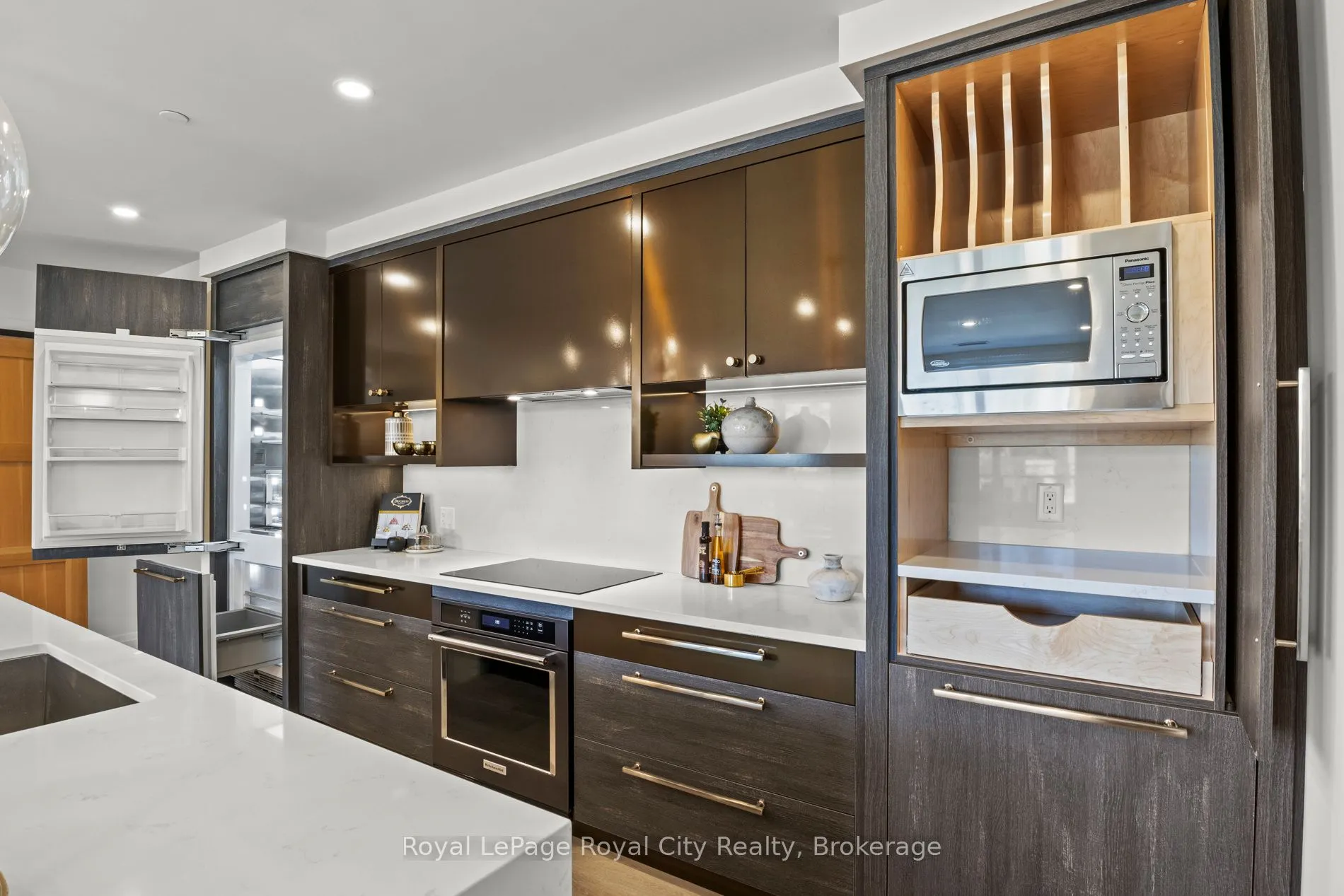6523 Wellington 7 Road, #110