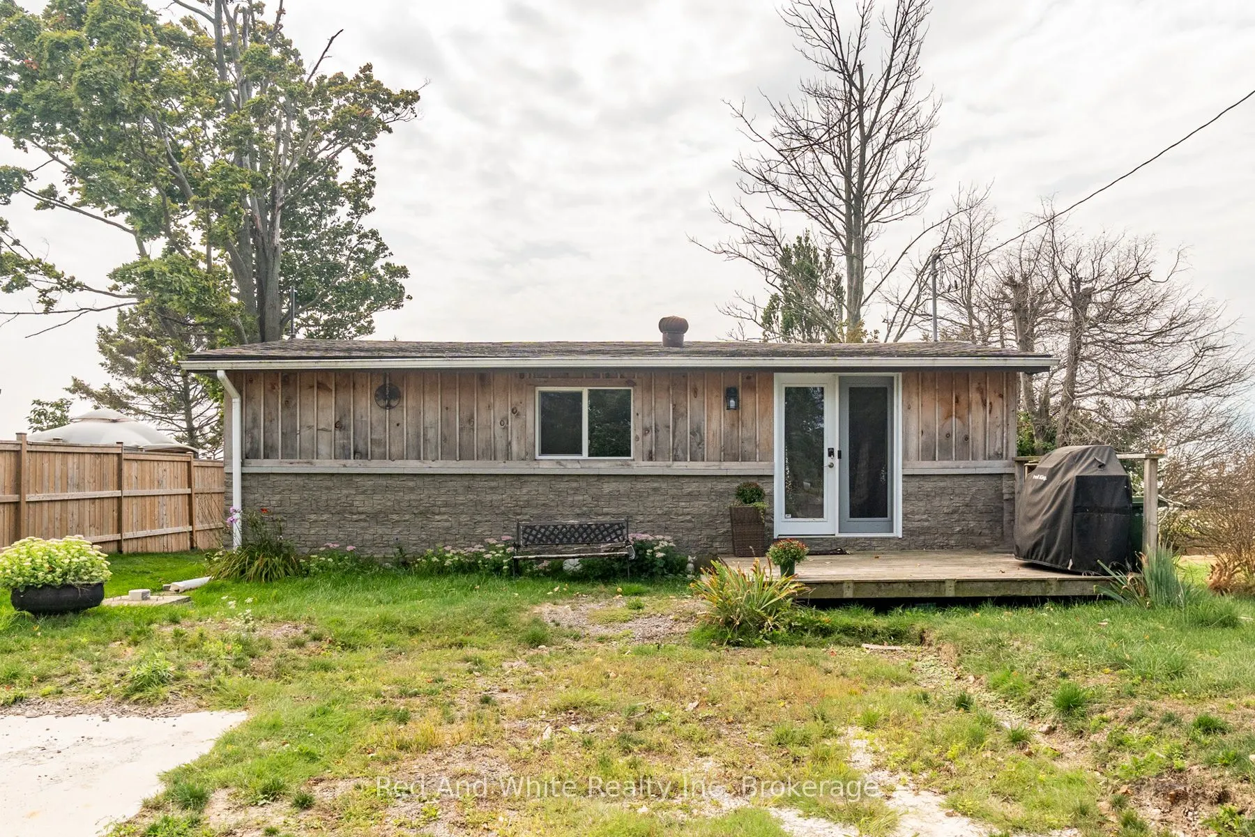 22 Erieview Lane