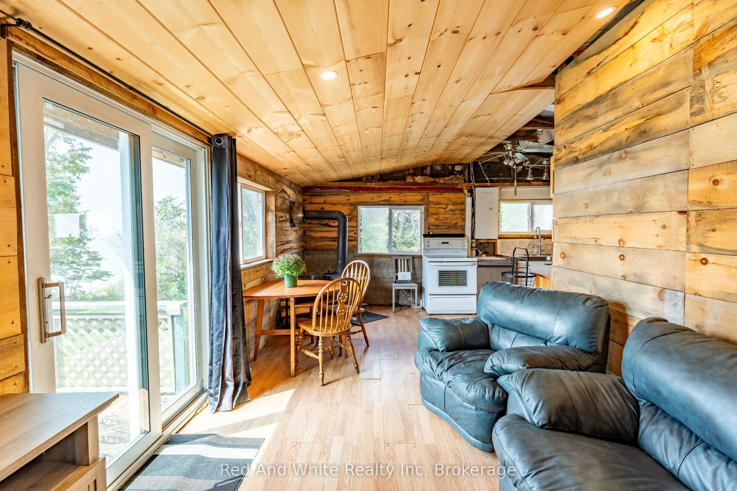 22 Erieview Lane