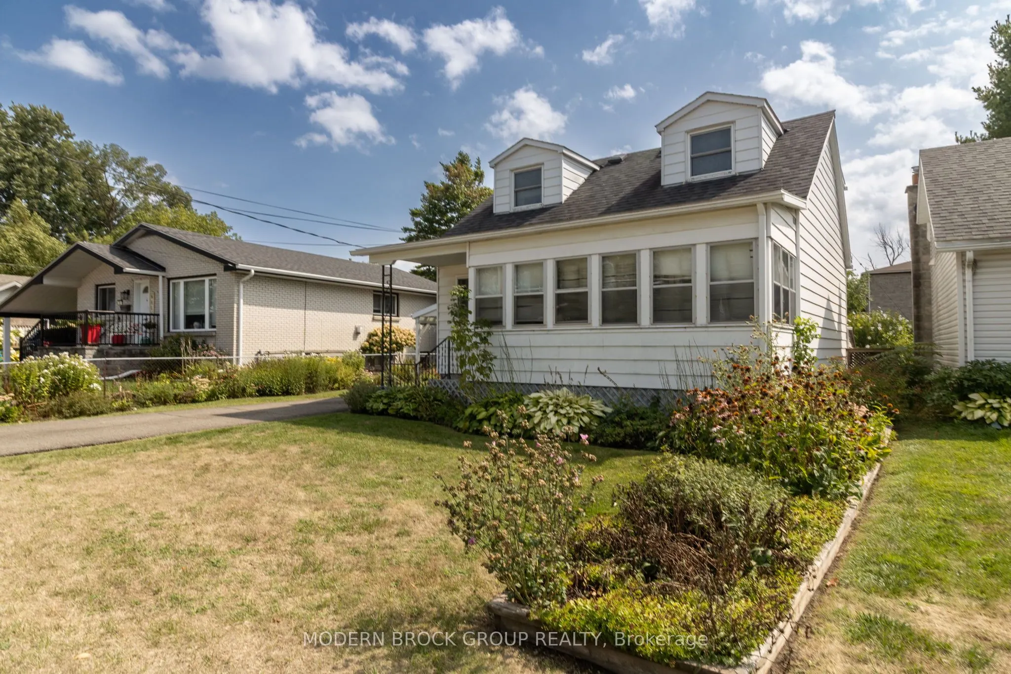 35 Broadway Avenue