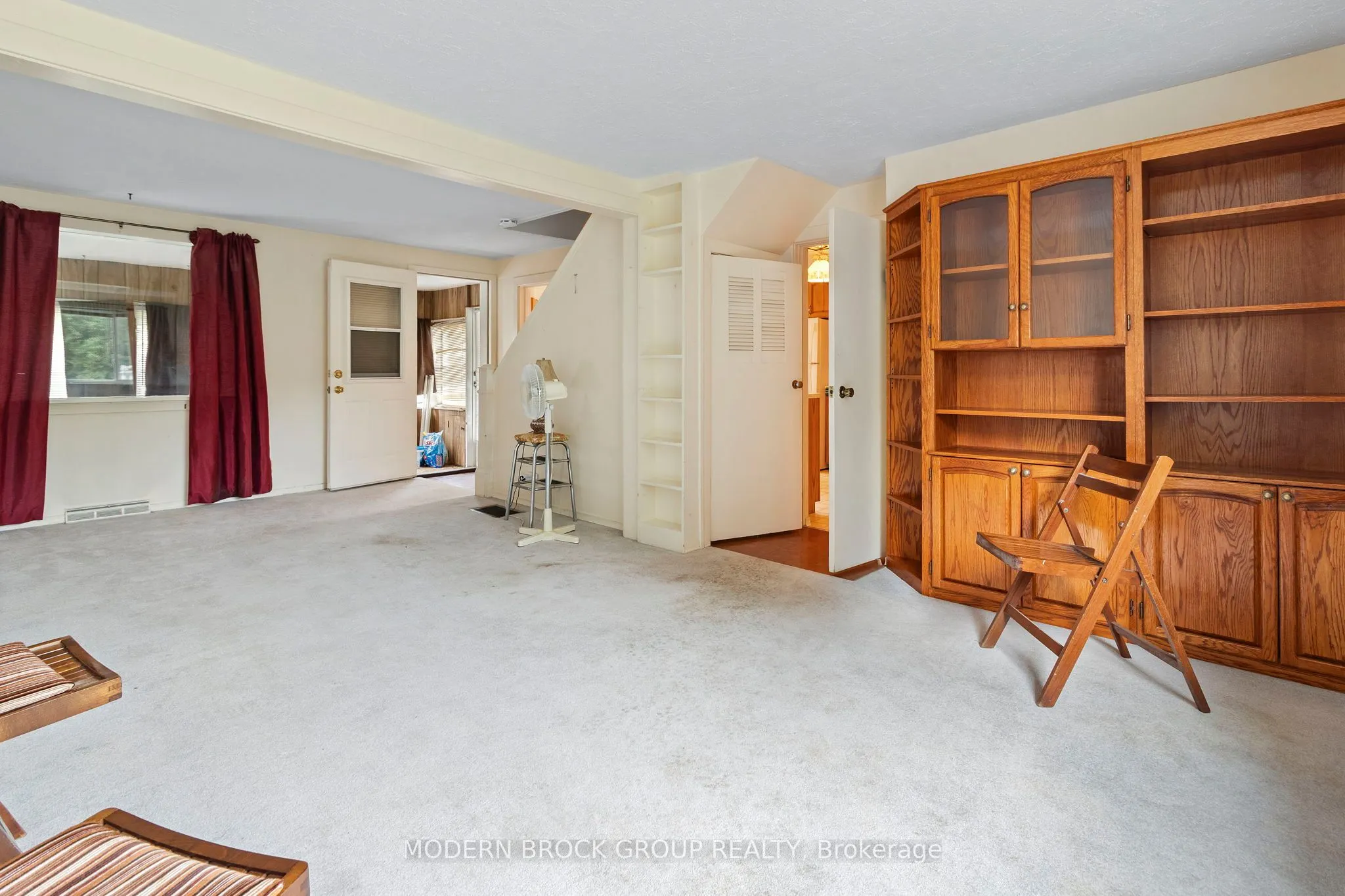 35 Broadway Avenue