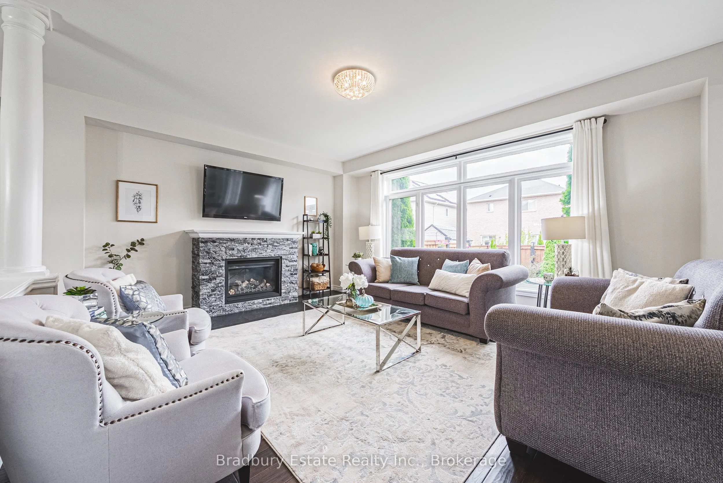 11 Weathering Heights Drive