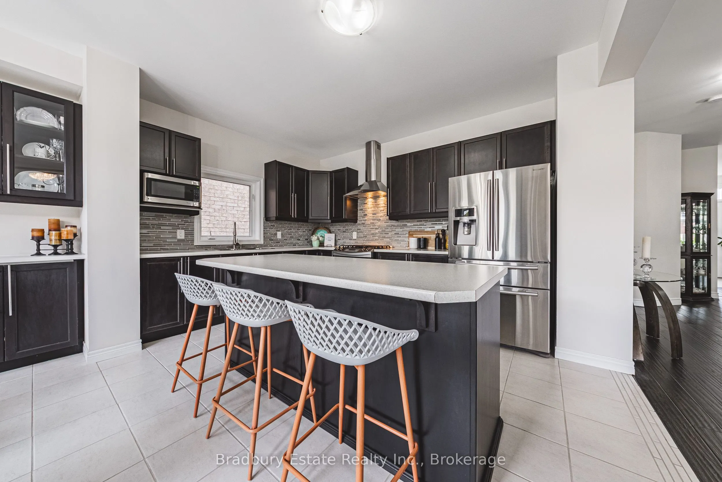 11 Weathering Heights Drive