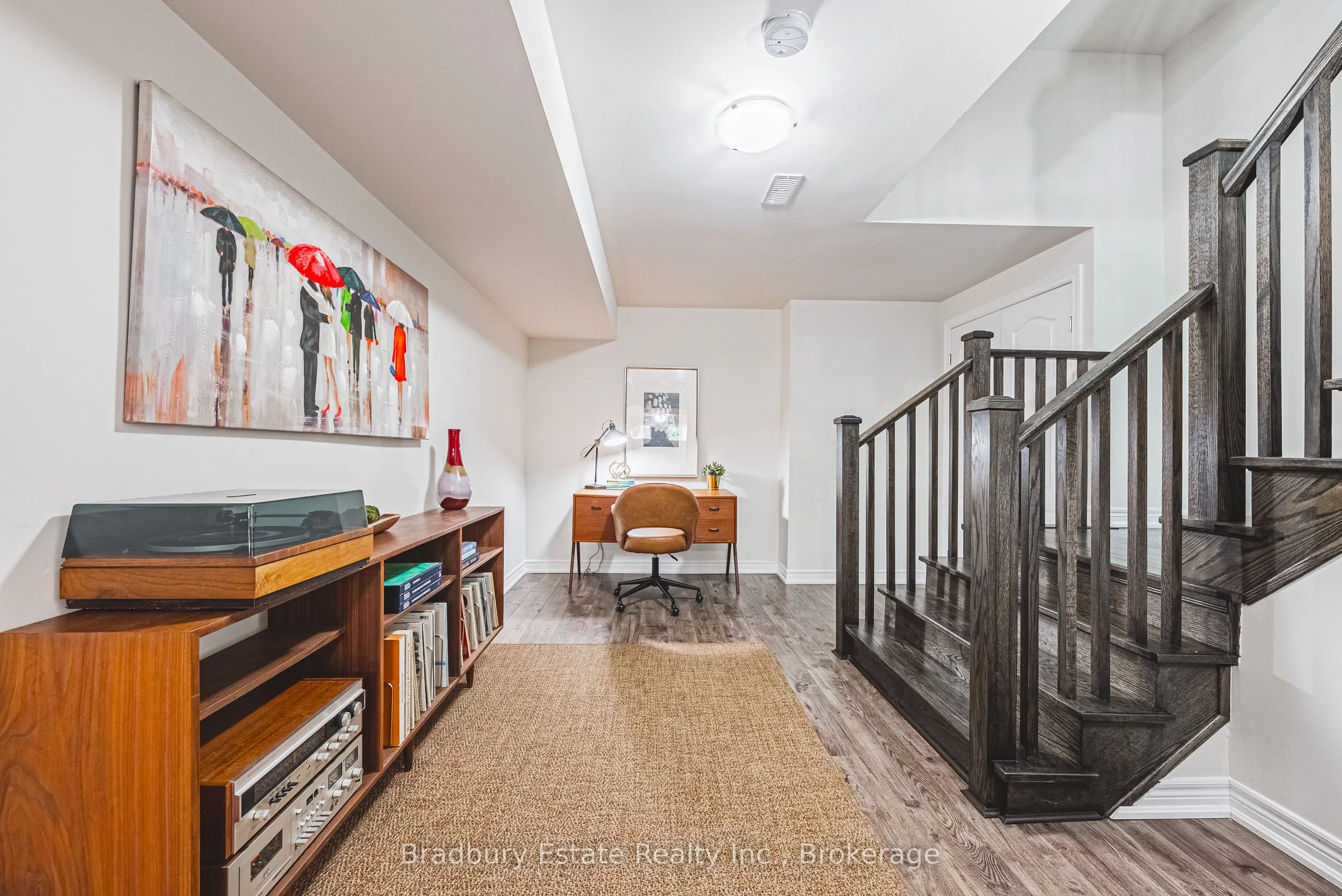 11 Weathering Heights Drive