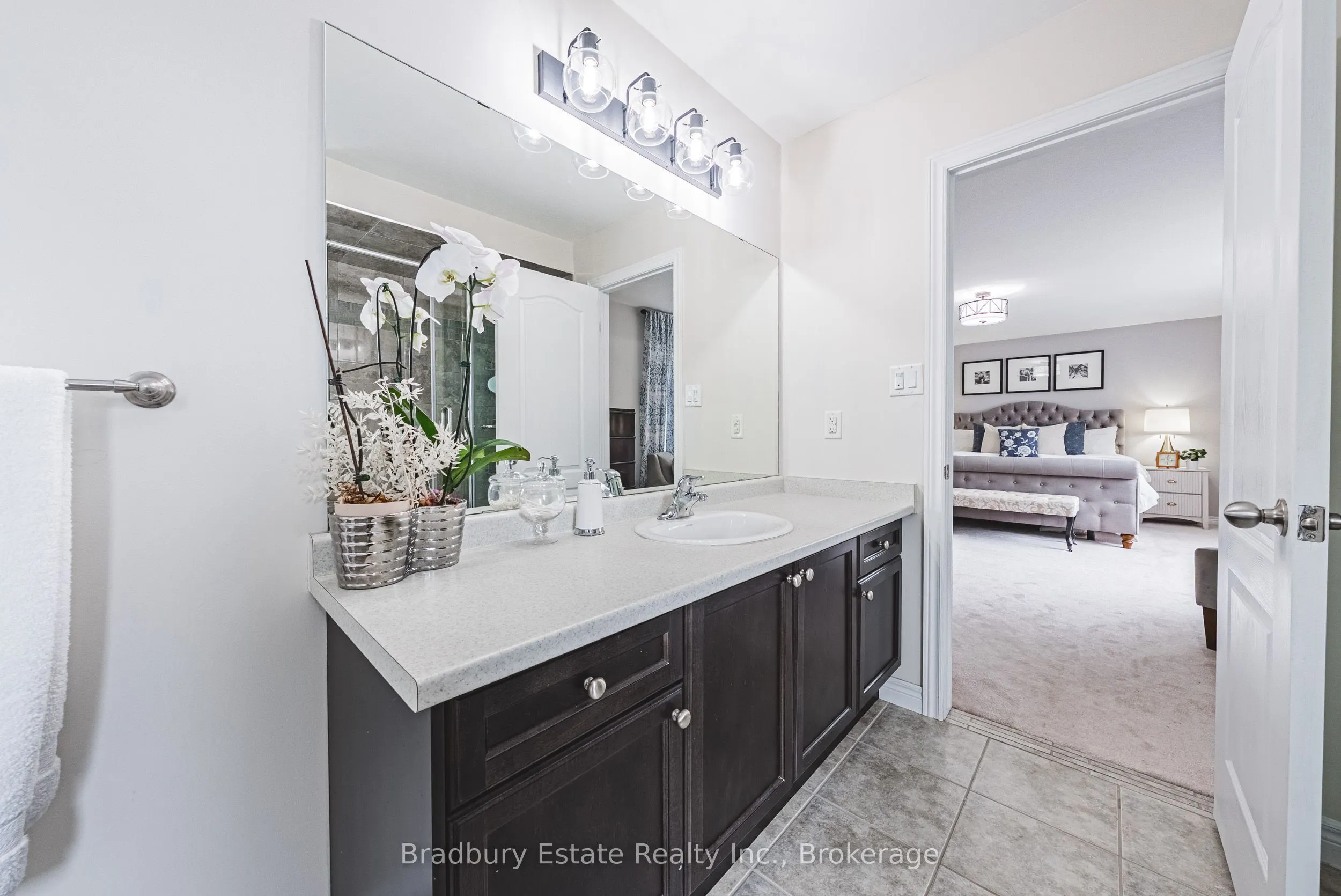 11 Weathering Heights Drive