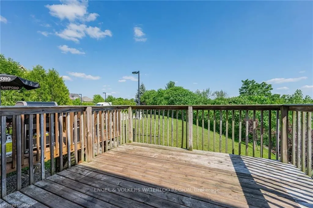 6 Upper Mercer Street, #D16