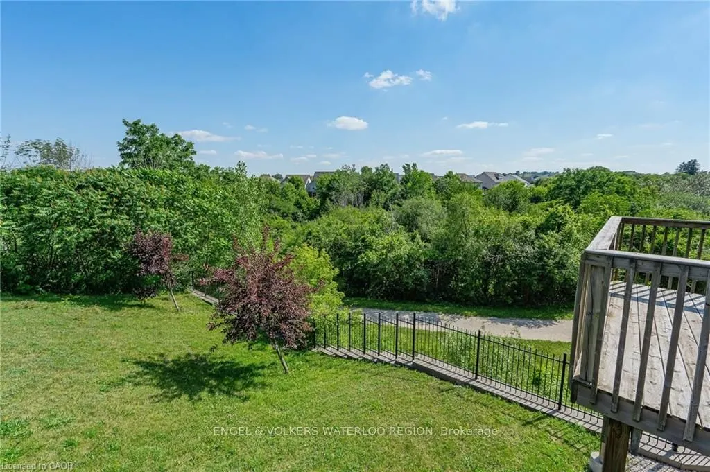 6 Upper Mercer Street, #D16