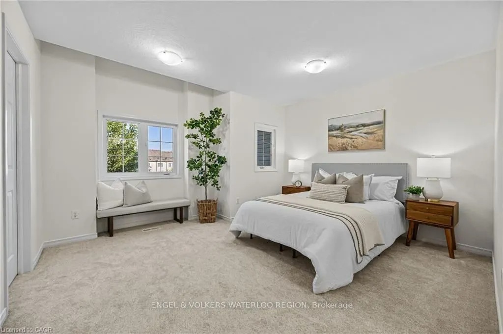 6 Upper Mercer Street, #D16