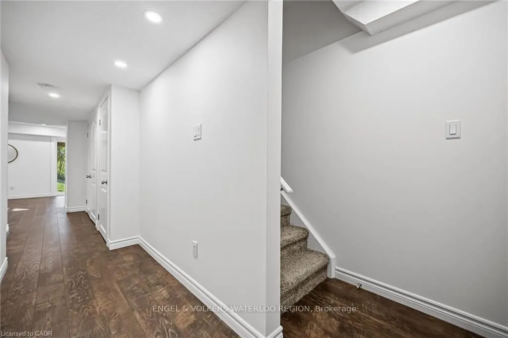 6 Upper Mercer Street, #D16