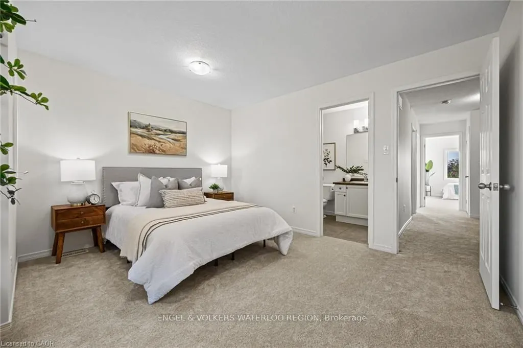 6 Upper Mercer Street, #D16