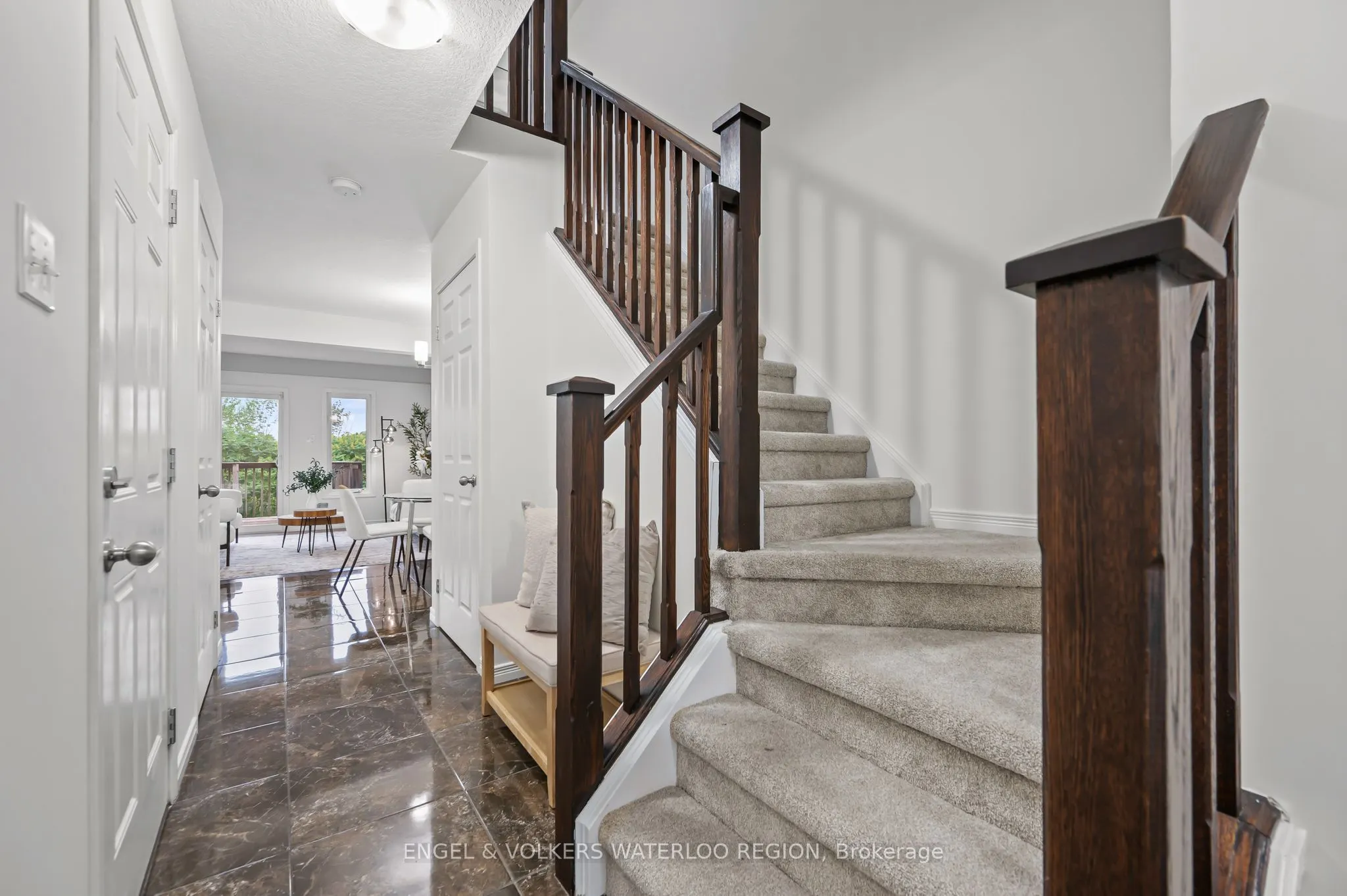 6 Upper Mercer Street, #D16
