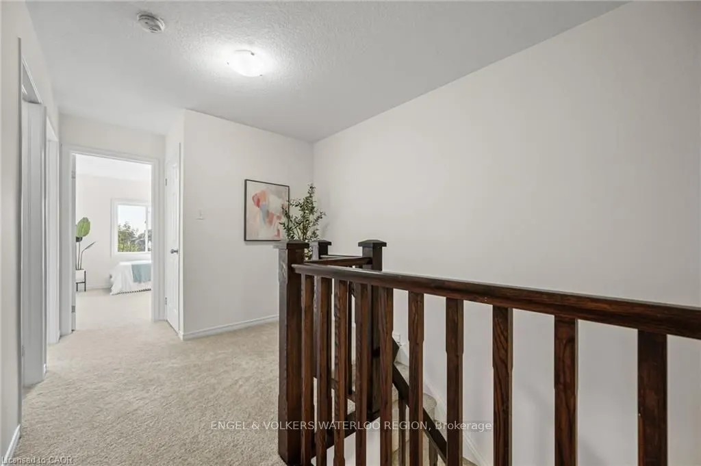 6 Upper Mercer Street, #D16