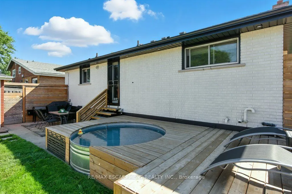 30 Cloke Court