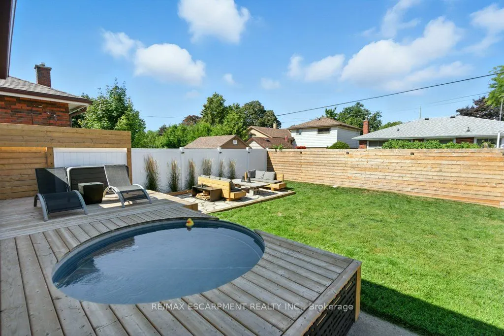30 Cloke Court