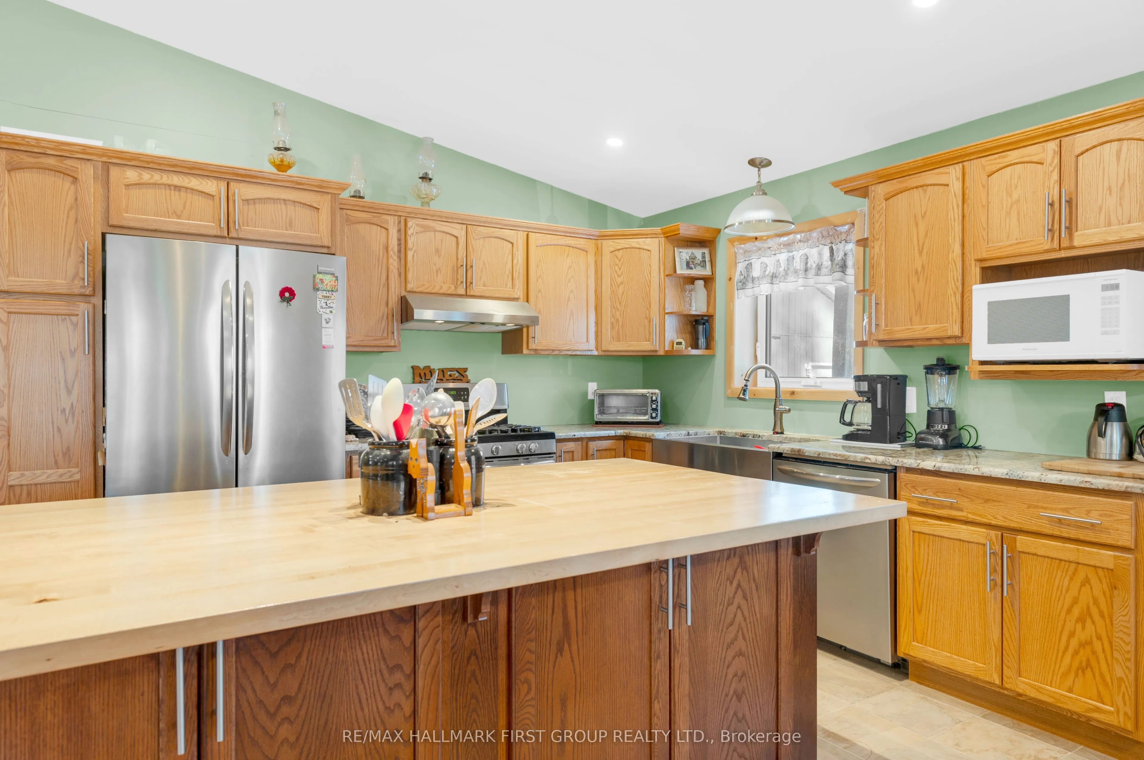 112 Moores Road