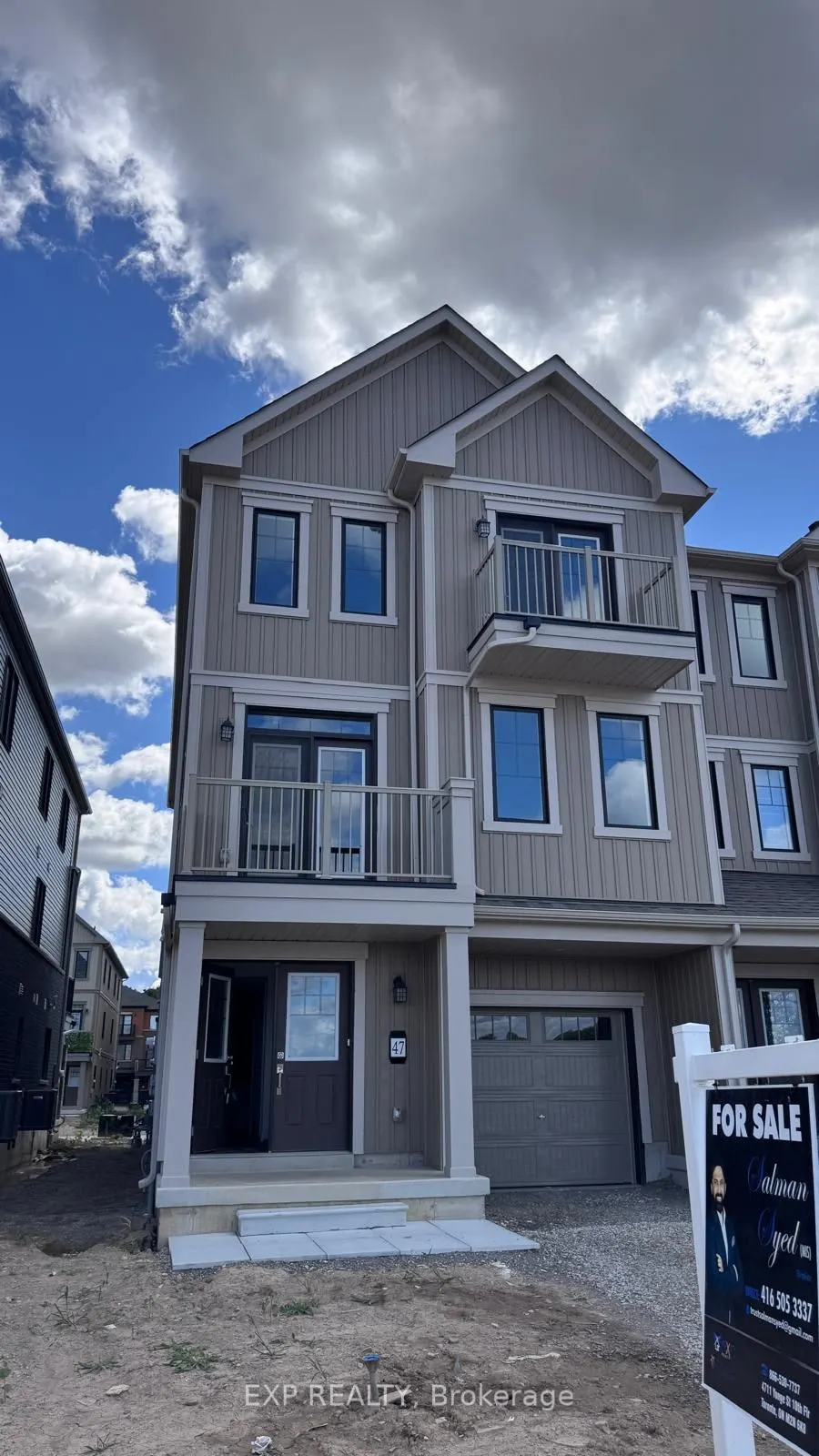 47 Stanley Ave Crescent