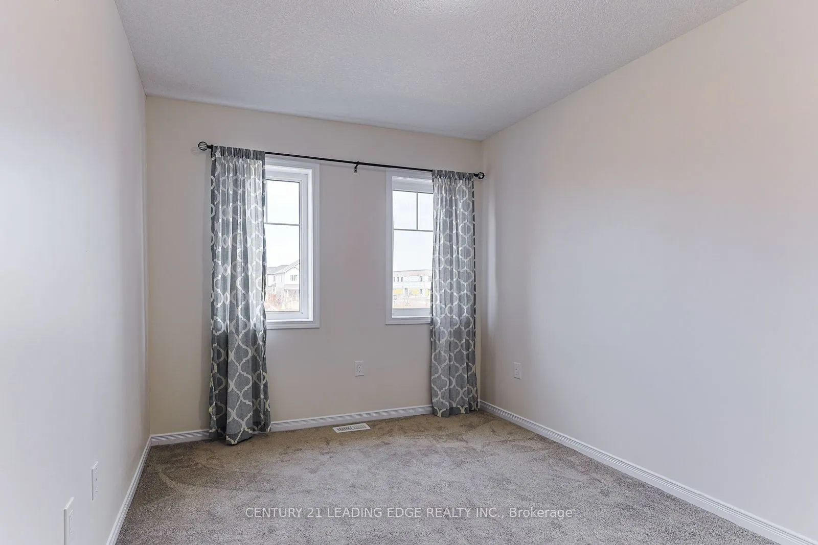 153 Thompson Road