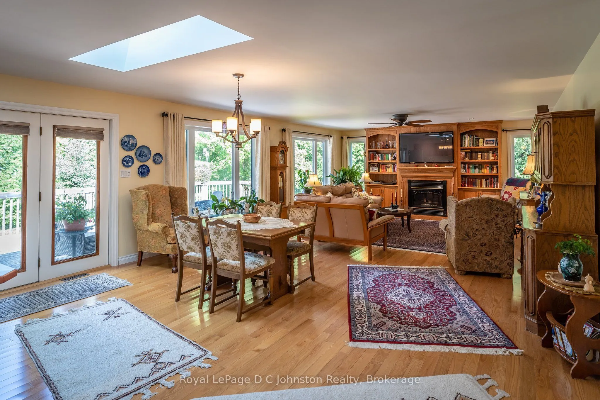 27 Gremik Crescent