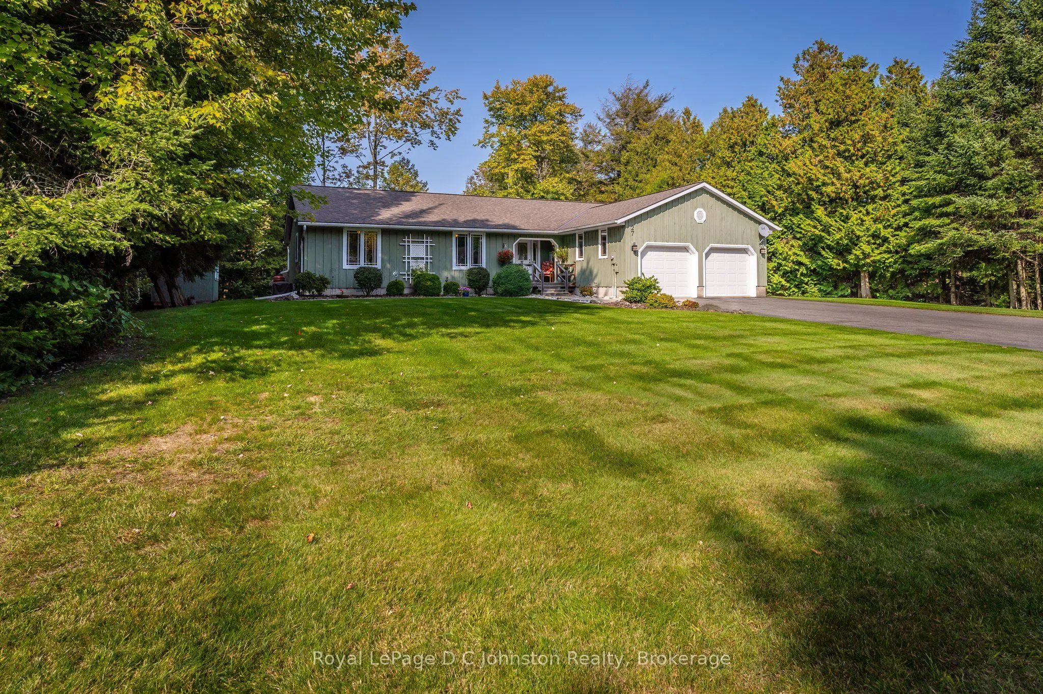 27 Gremik Crescent