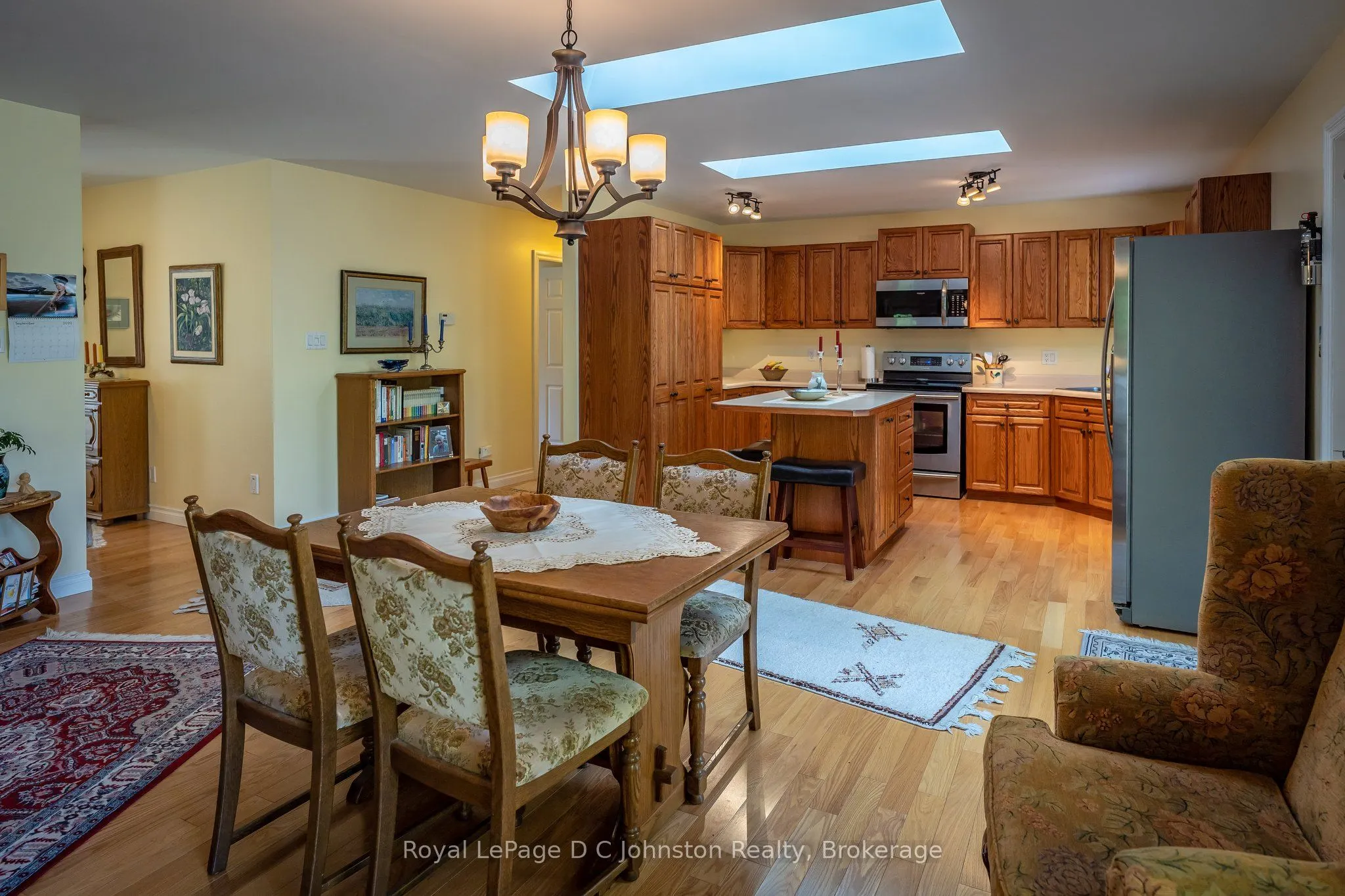 27 Gremik Crescent