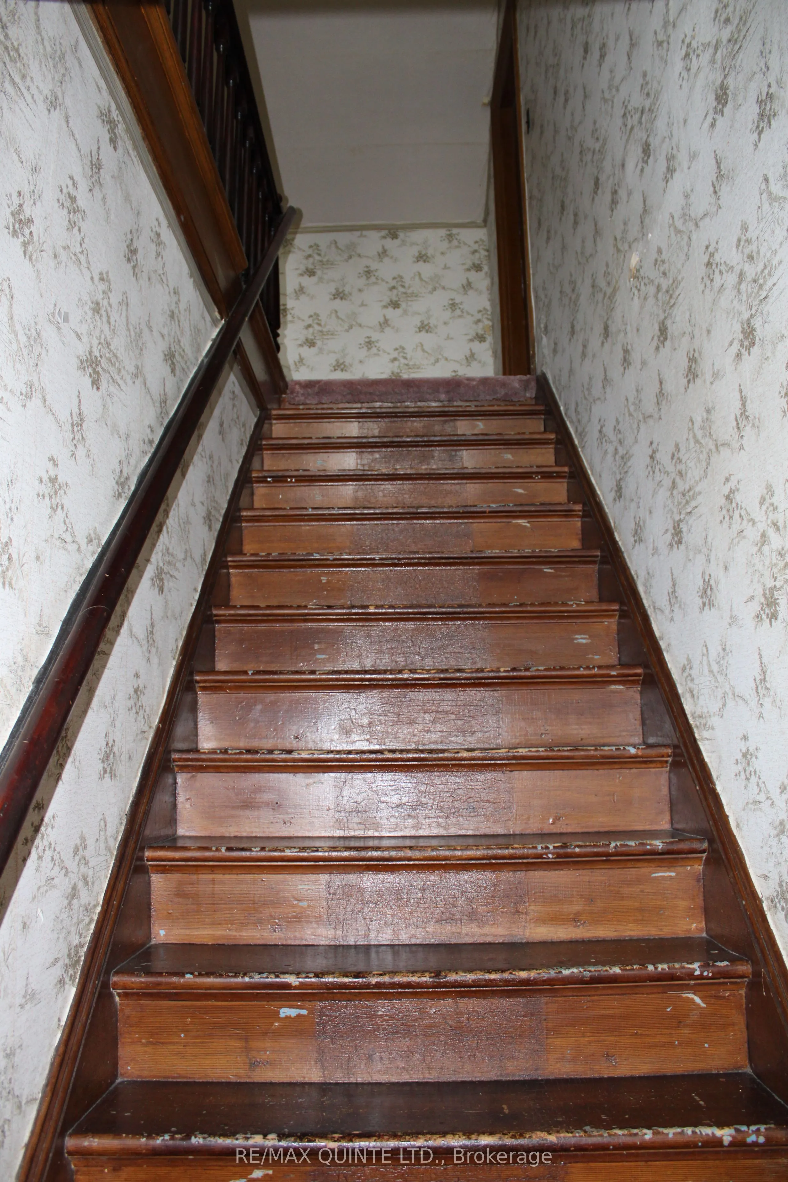 472 Maple Road