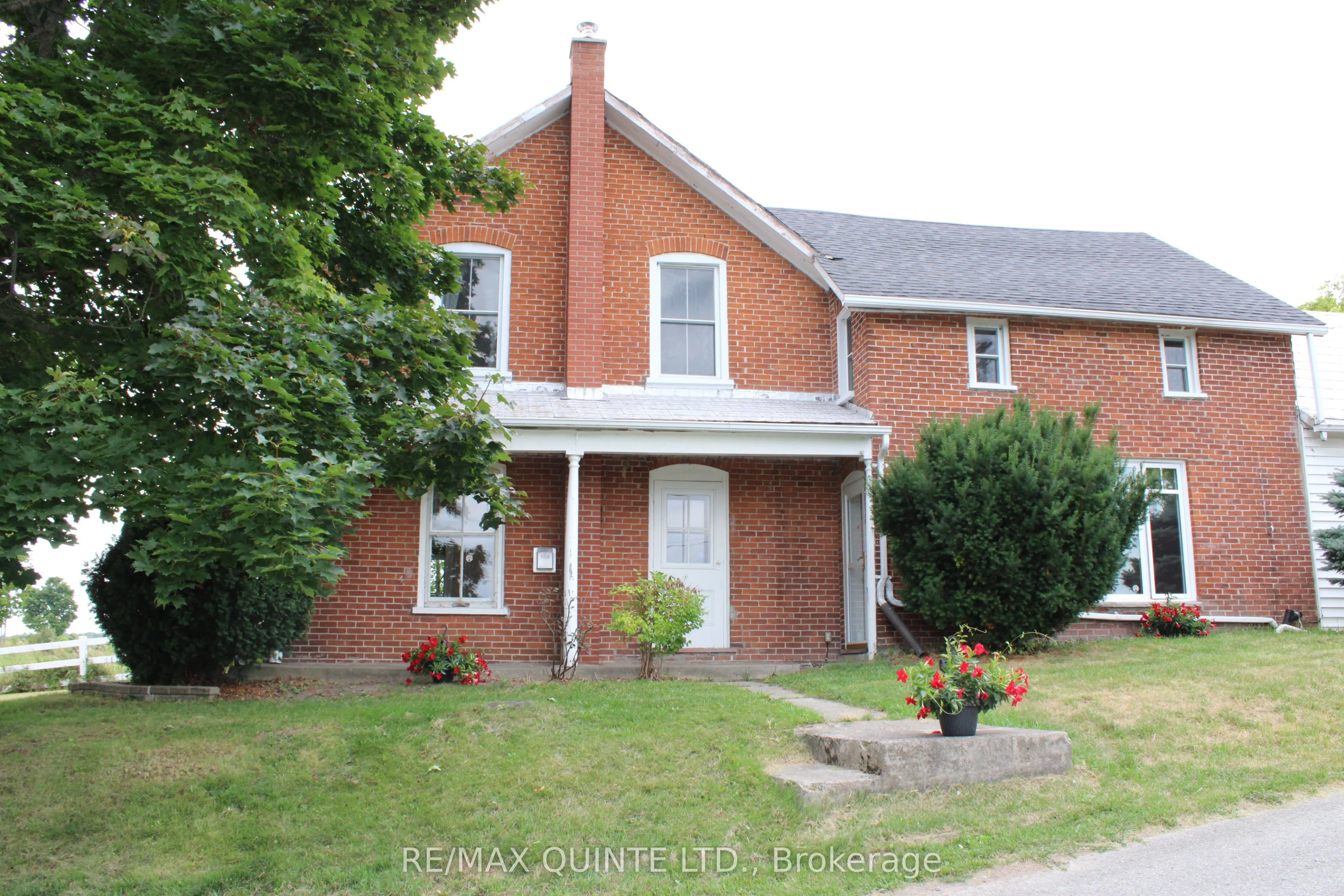 472 Maple Road